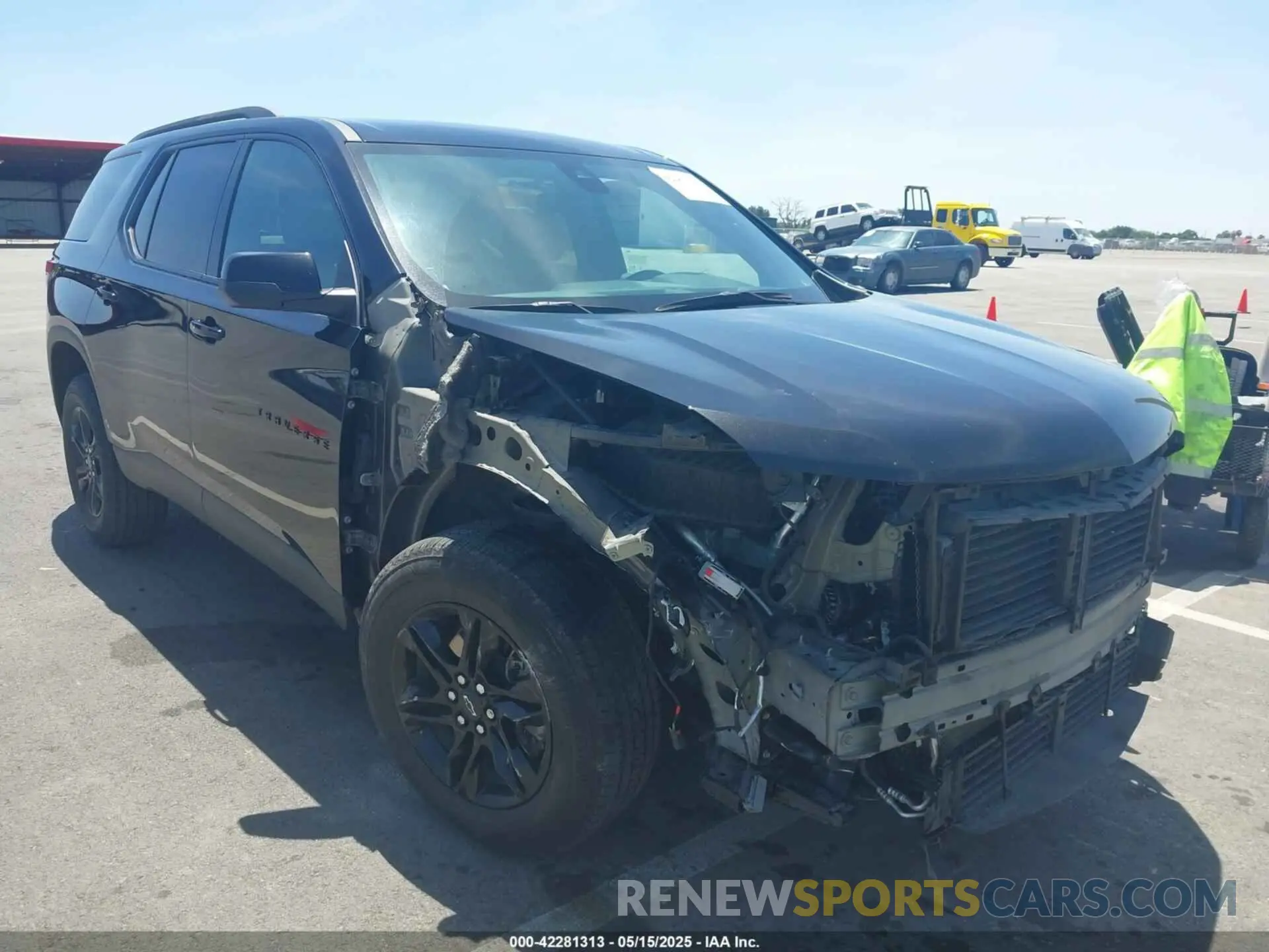 1 Photograph of a damaged car 1GNERFKW3NJ183869 CHEVROLET TRAVERSE 2022
