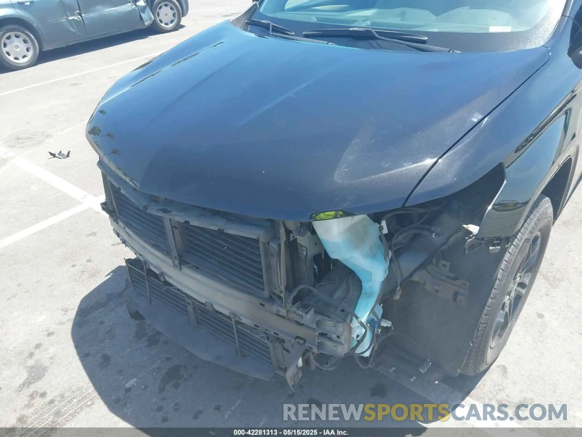 6 Photograph of a damaged car 1GNERFKW3NJ183869 CHEVROLET TRAVERSE 2022