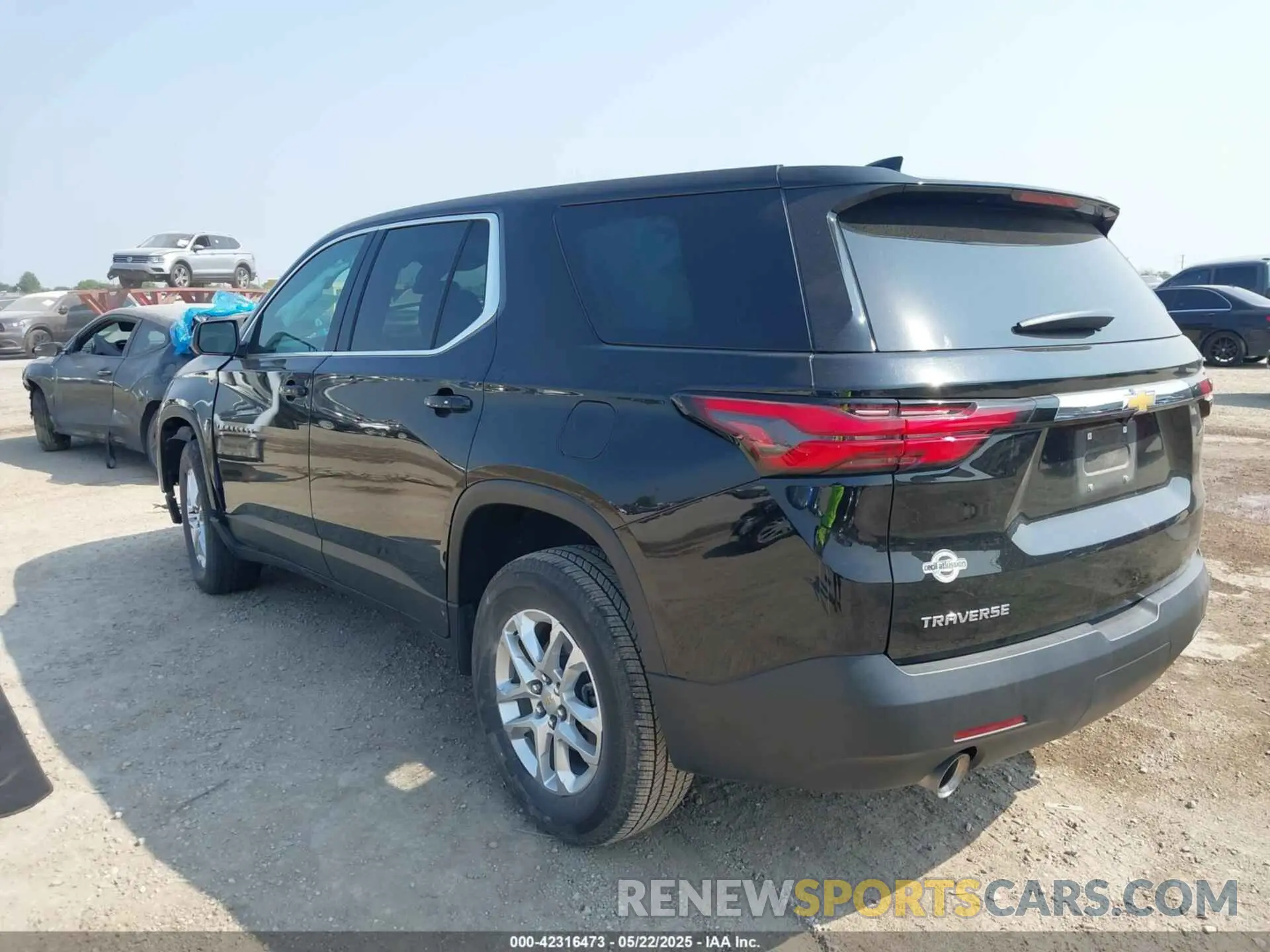 3 Photograph of a damaged car 1GNERFKW4NJ168961 CHEVROLET TRAVERSE 2022