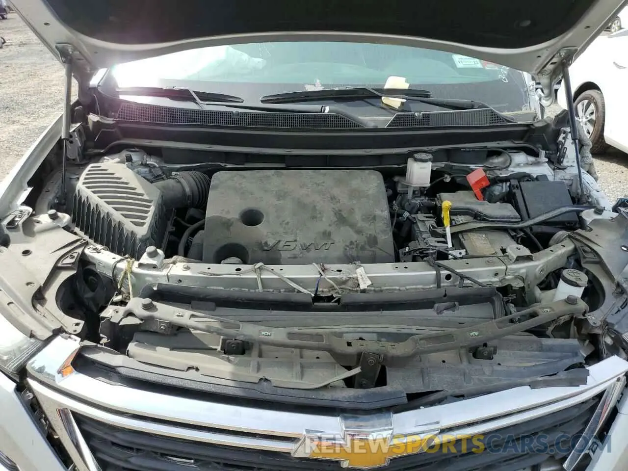 12 Photograph of a damaged car 1GNERFKW4NJ170399 CHEVROLET TRAVERSE 2022