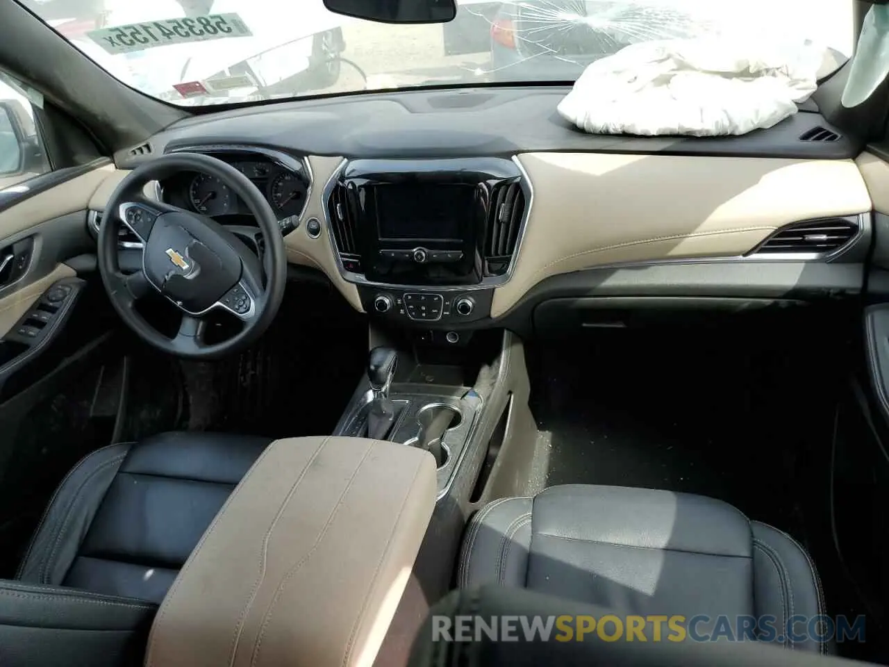 8 Photograph of a damaged car 1GNERFKW4NJ170399 CHEVROLET TRAVERSE 2022