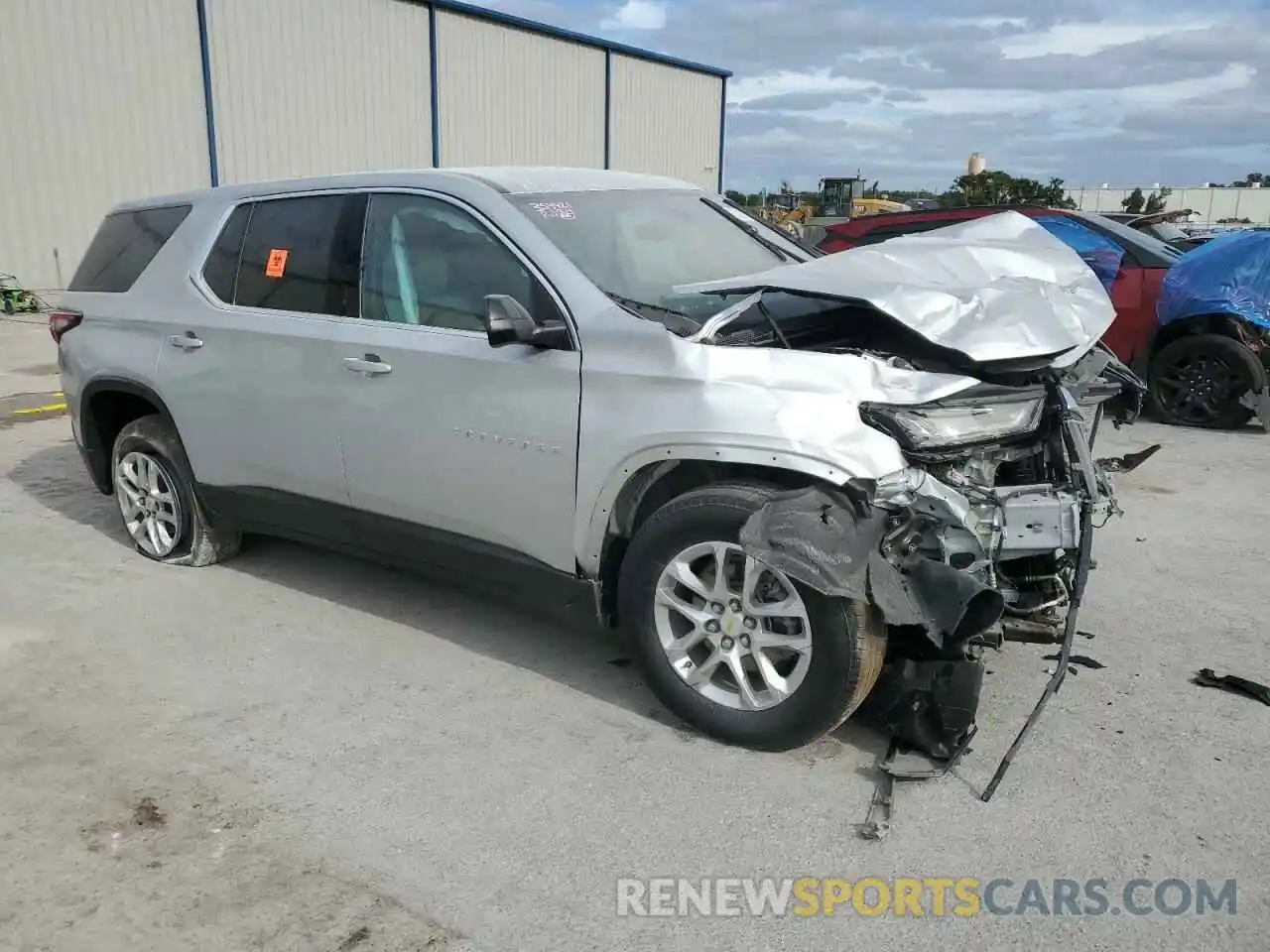 4 Photograph of a damaged car 1GNERFKW5NJ120174 CHEVROLET TRAVERSE 2022