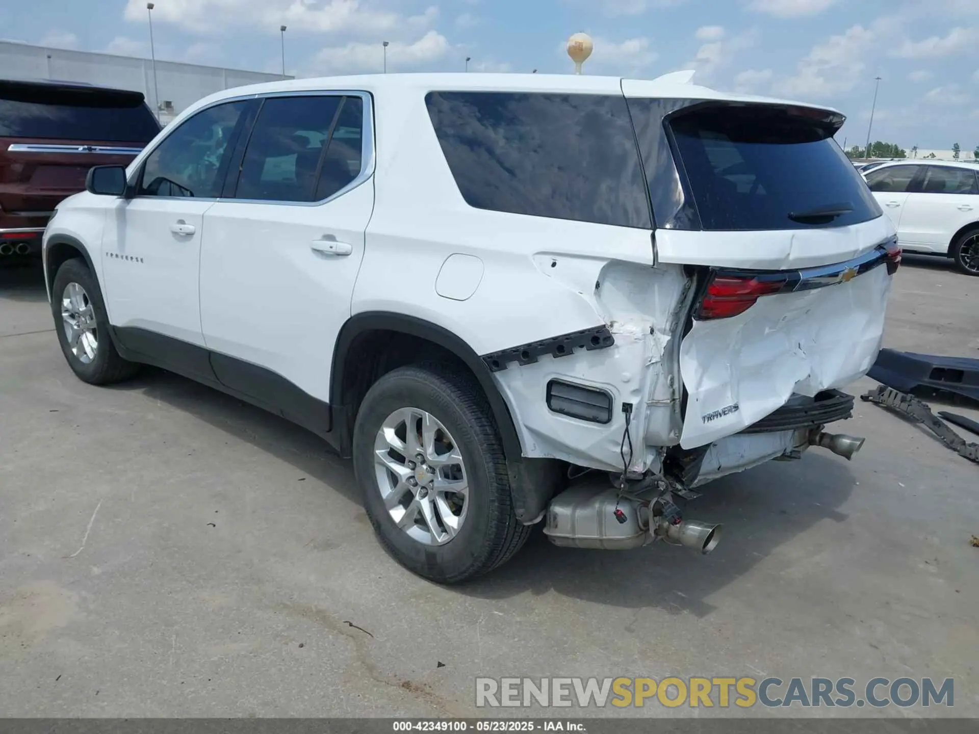 3 Photograph of a damaged car 1GNERFKW6NJ145164 CHEVROLET TRAVERSE 2022