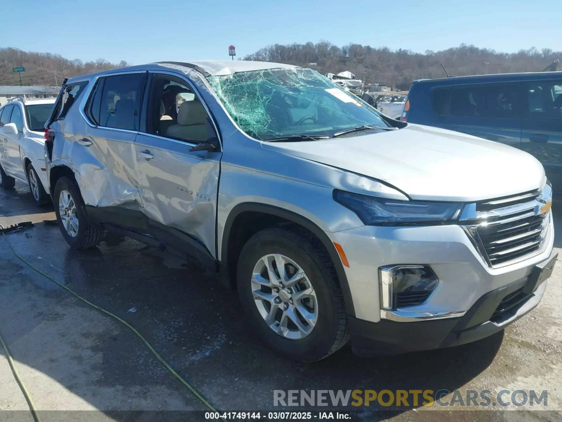1 Photograph of a damaged car 1GNERFKW6NJ162594 CHEVROLET TRAVERSE 2022