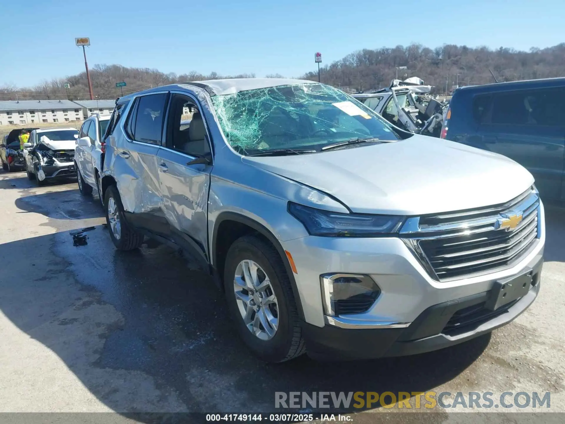 13 Photograph of a damaged car 1GNERFKW6NJ162594 CHEVROLET TRAVERSE 2022