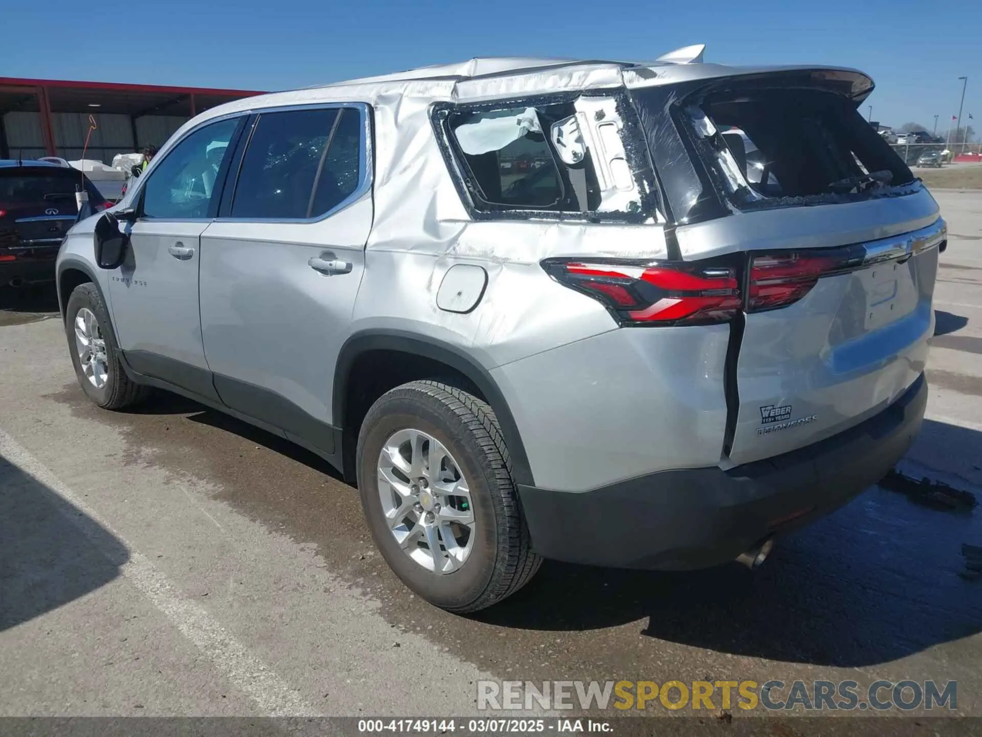 3 Photograph of a damaged car 1GNERFKW6NJ162594 CHEVROLET TRAVERSE 2022
