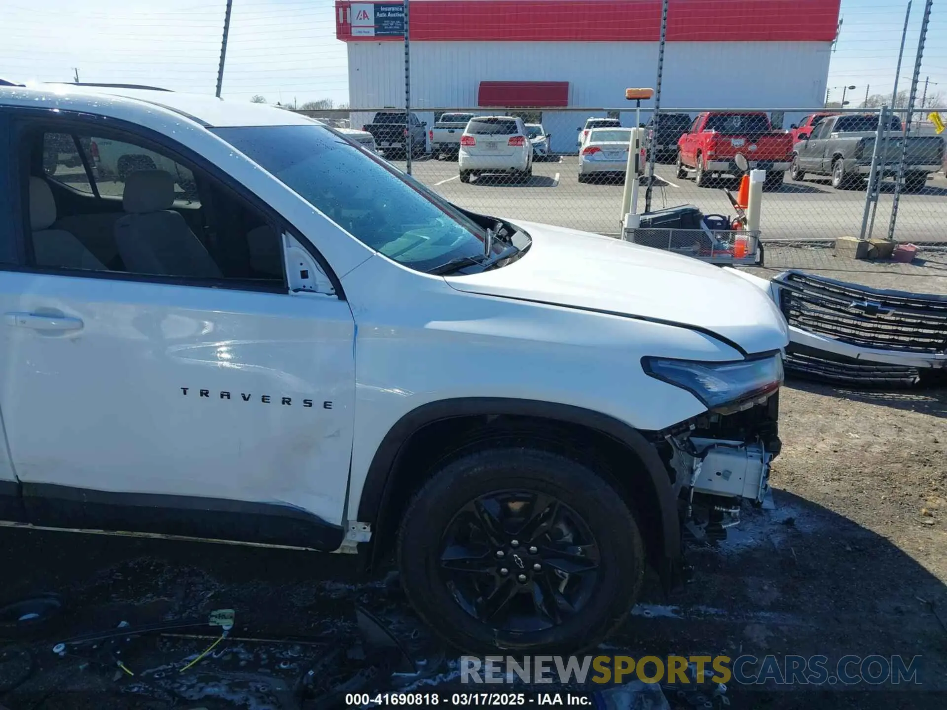 18 Photograph of a damaged car 1GNERFKW7NJ115171 CHEVROLET TRAVERSE 2022