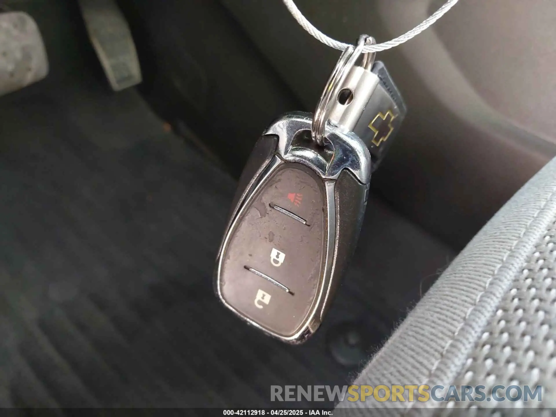11 Photograph of a damaged car 1GNERFKW9NJ185979 CHEVROLET TRAVERSE 2022