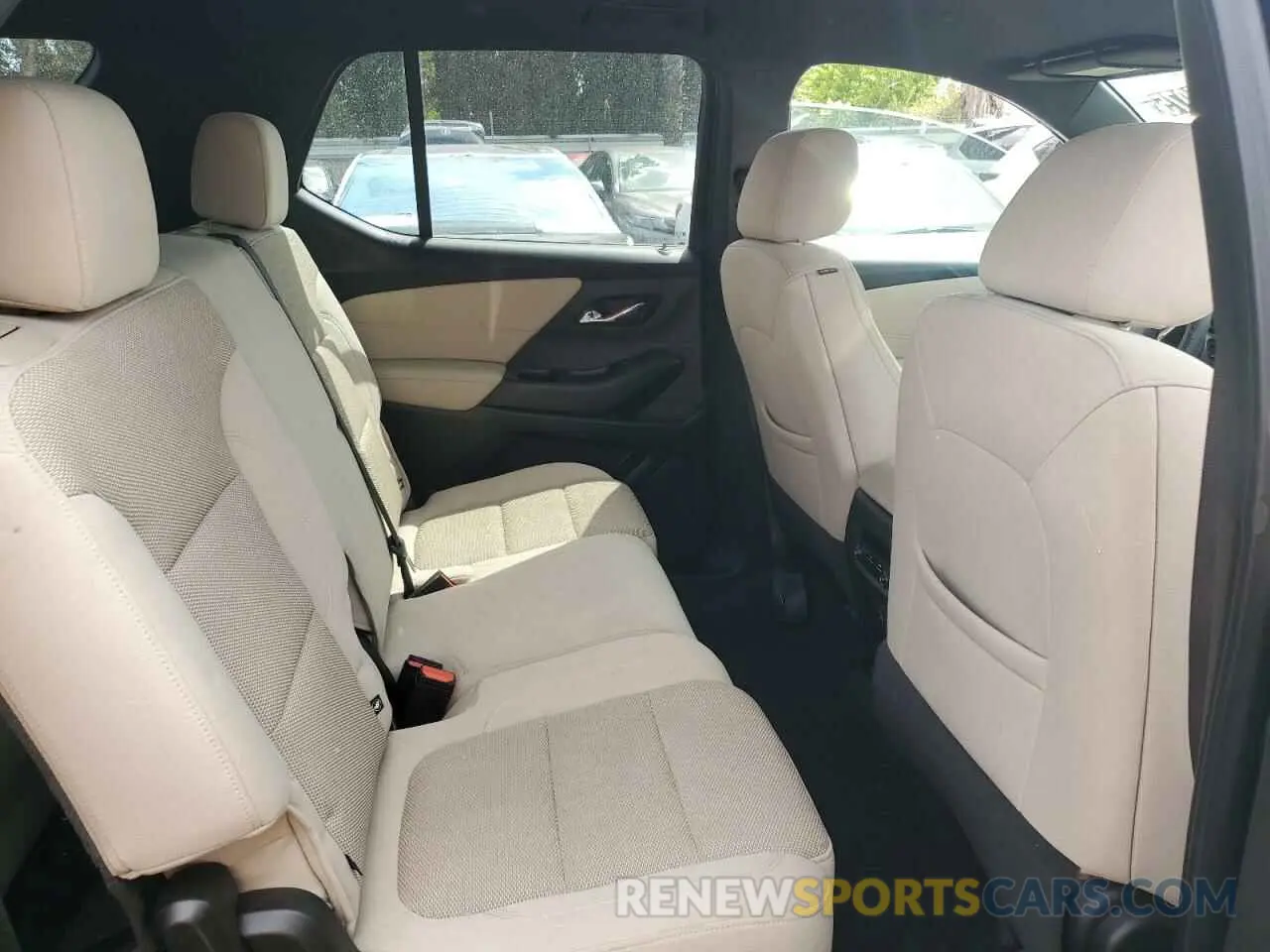 11 Photograph of a damaged car 1GNERFKWXNJ123474 CHEVROLET TRAVERSE 2022