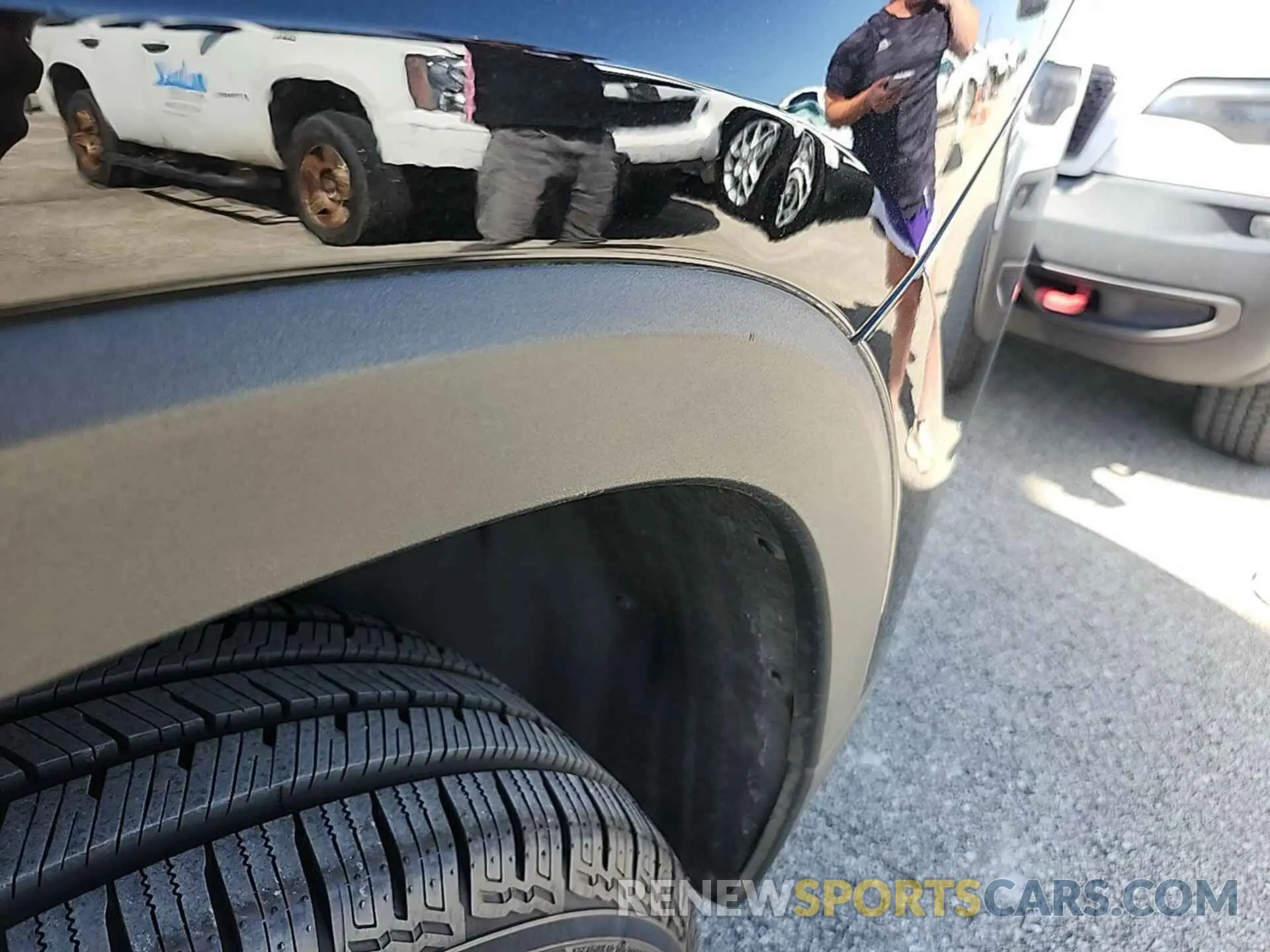 11 Photograph of a damaged car 1GNERGKW0NJ146381 CHEVROLET TRAVERSE 2022