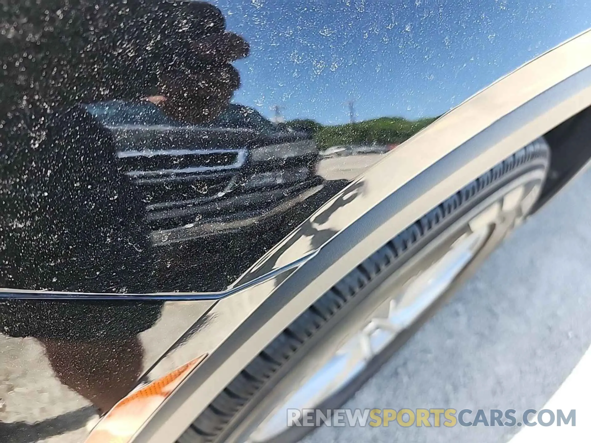 2 Photograph of a damaged car 1GNERGKW0NJ146381 CHEVROLET TRAVERSE 2022