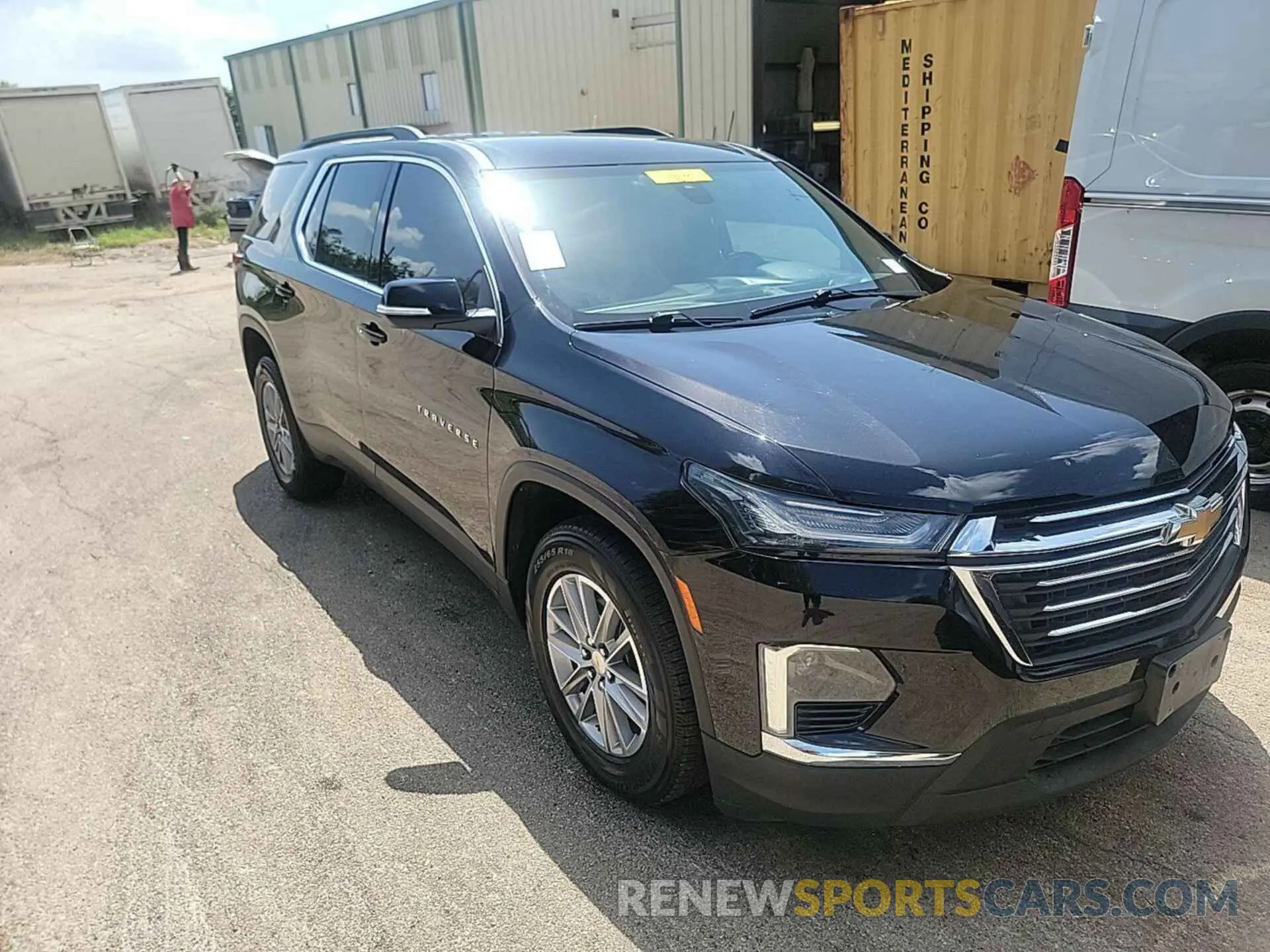 6 Photograph of a damaged car 1GNERGKW0NJ146381 CHEVROLET TRAVERSE 2022