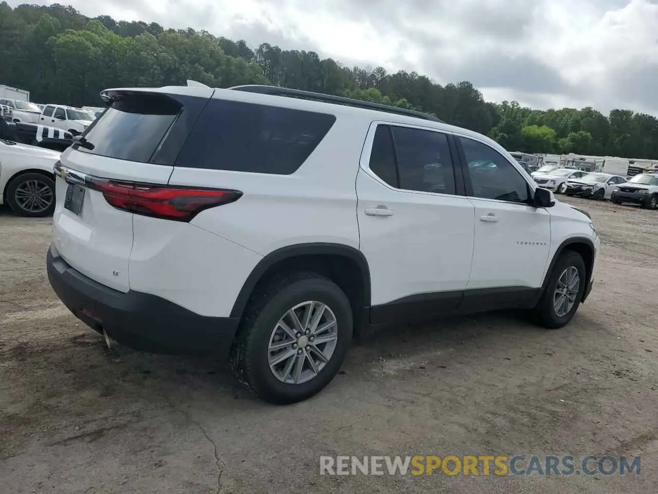 3 Photograph of a damaged car 1GNERGKW1NJ188428 CHEVROLET TRAVERSE 2022