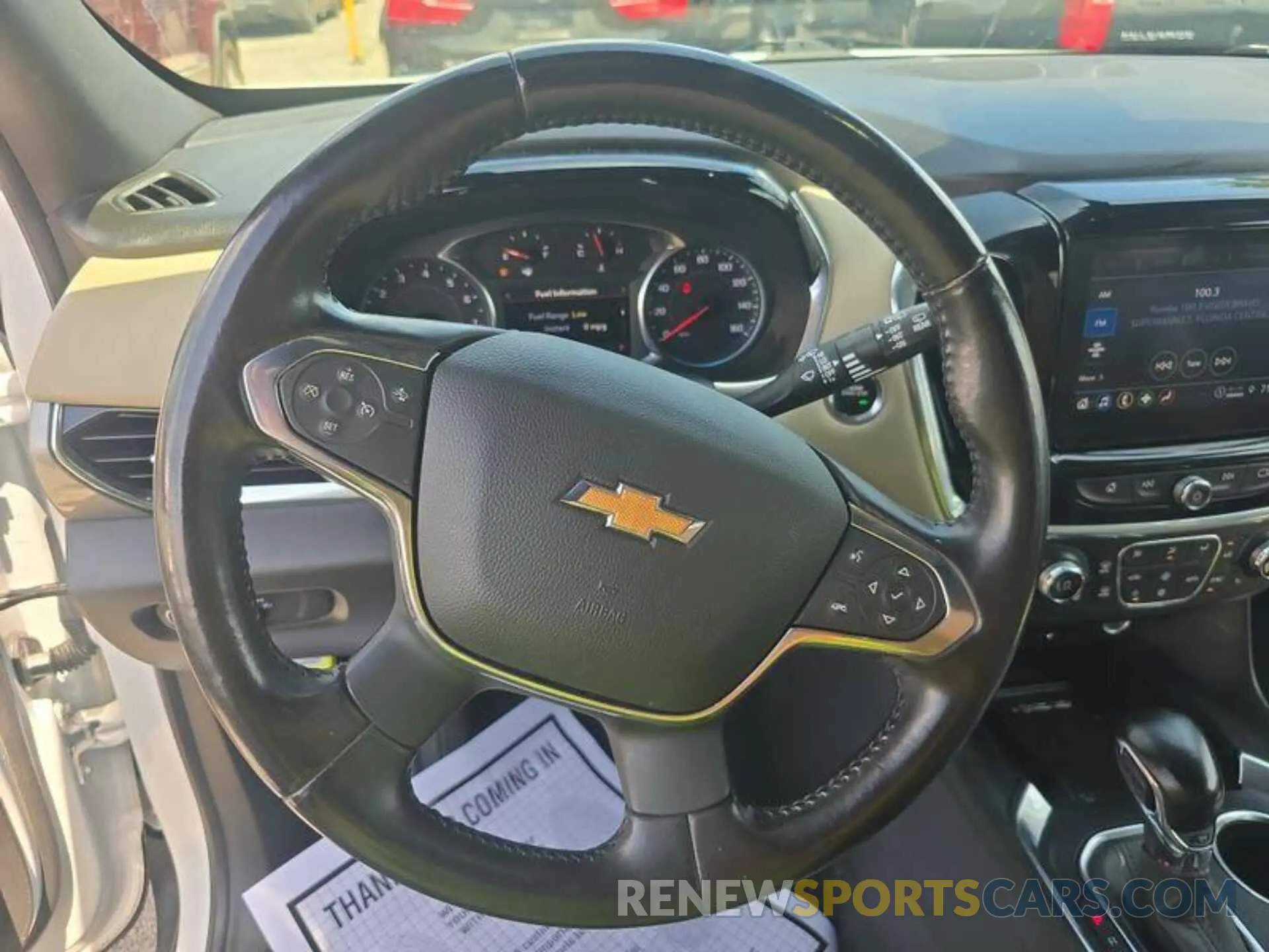 3 Photograph of a damaged car 1GNERGKW2NJ168866 CHEVROLET TRAVERSE 2022