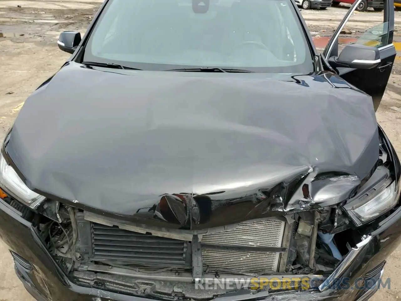 13 Photograph of a damaged car 1GNERGKW2NJ188874 CHEVROLET TRAVERSE 2022