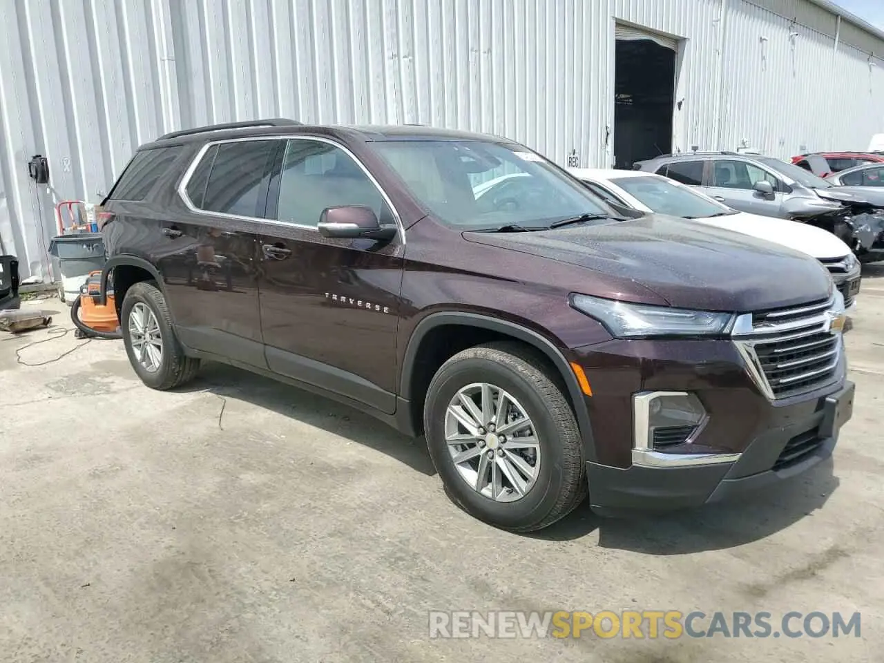 4 Photograph of a damaged car 1GNERGKW2NJ189877 CHEVROLET TRAVERSE 2022
