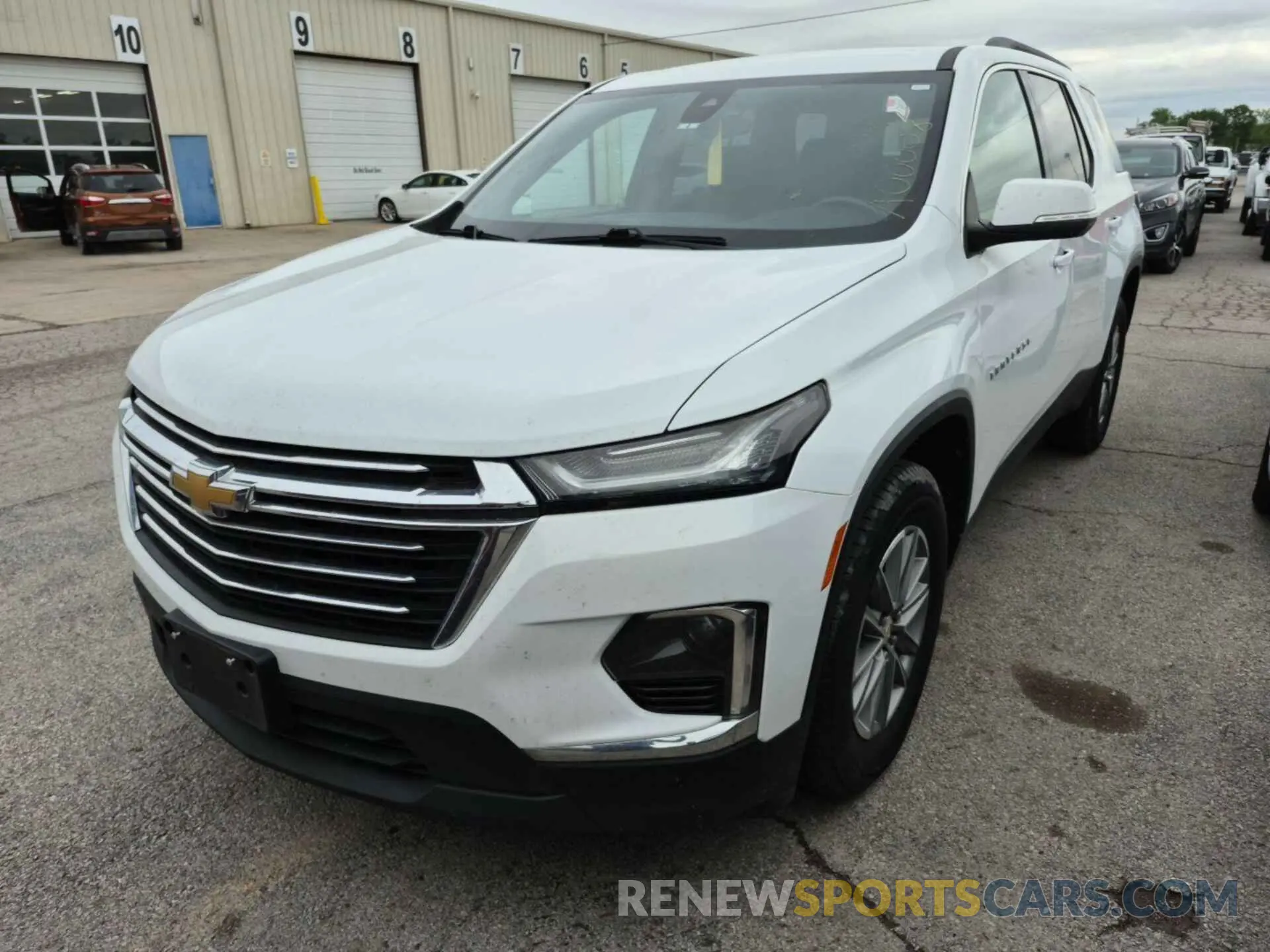 1 Photograph of a damaged car 1GNERGKW3NJ152241 CHEVROLET TRAVERSE 2022