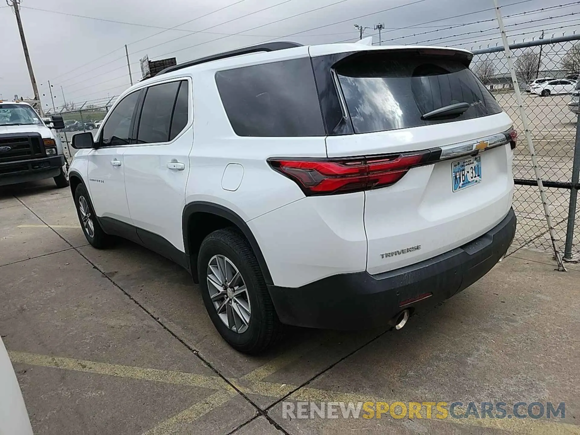 21 Photograph of a damaged car 1GNERGKW3NJ157214 CHEVROLET TRAVERSE 2022