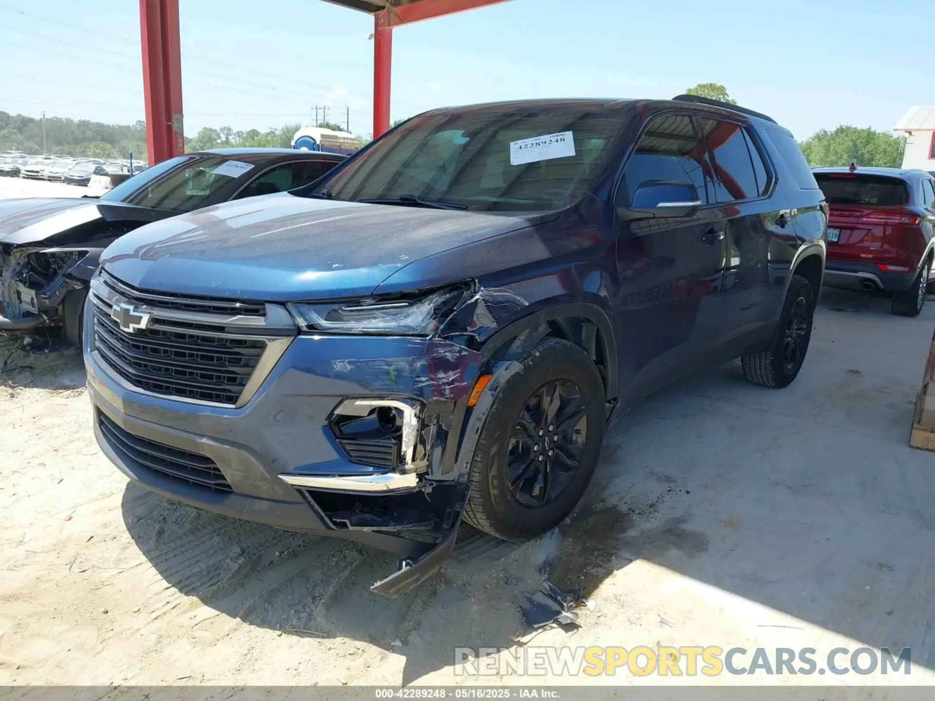 2 Photograph of a damaged car 1GNERGKW4NJ115358 CHEVROLET TRAVERSE 2022
