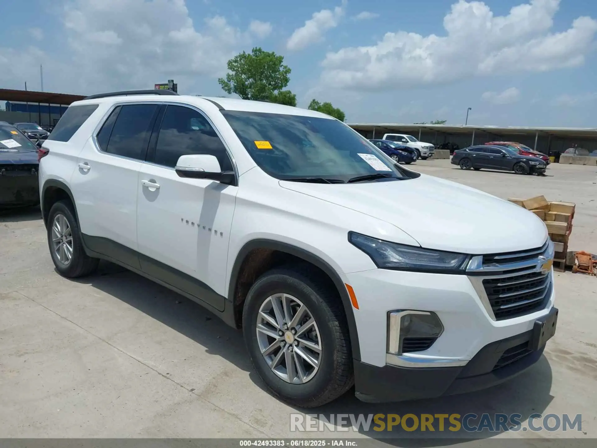 1 Photograph of a damaged car 1GNERGKW4NJ183708 CHEVROLET TRAVERSE 2022