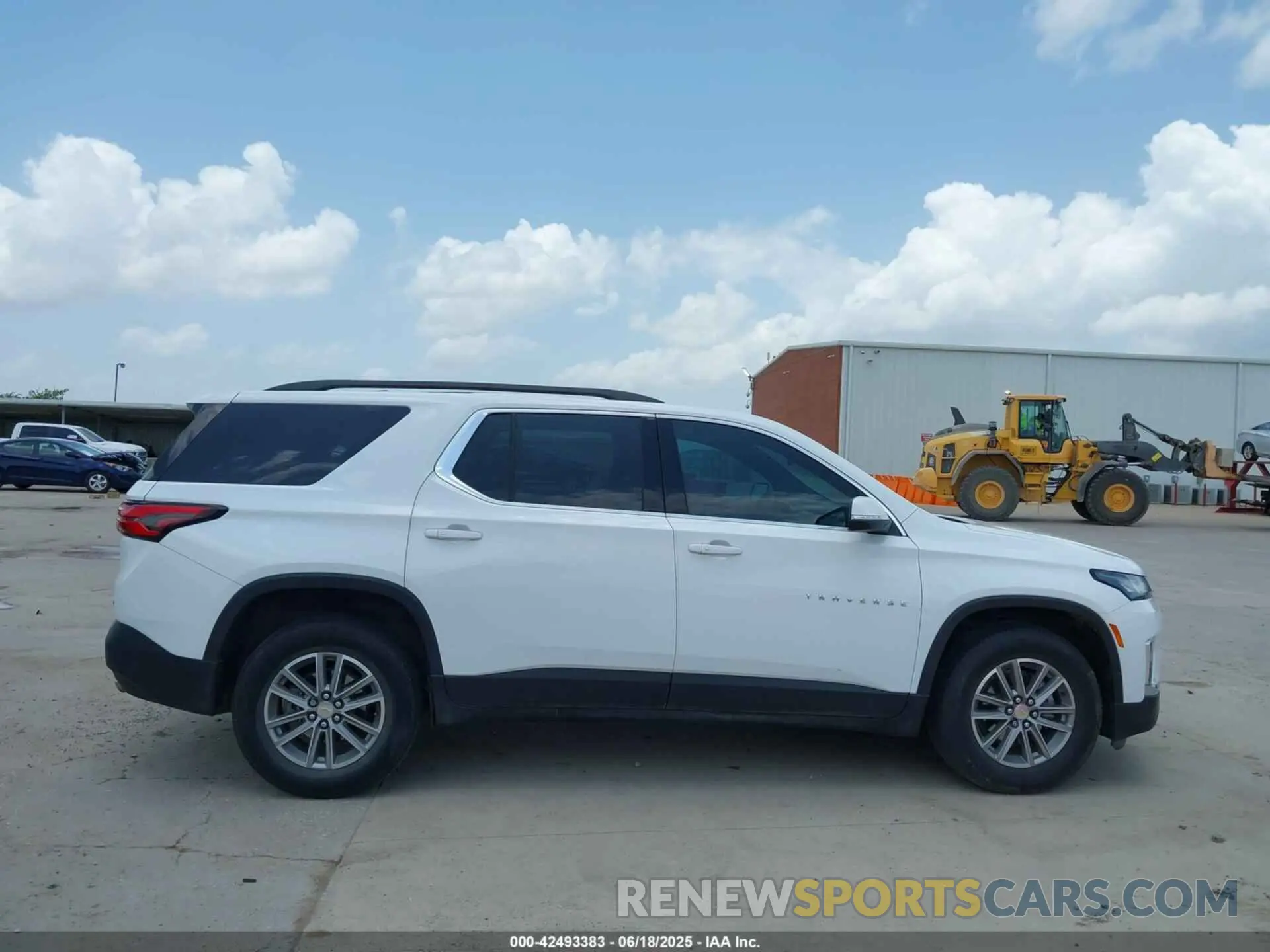 13 Photograph of a damaged car 1GNERGKW4NJ183708 CHEVROLET TRAVERSE 2022