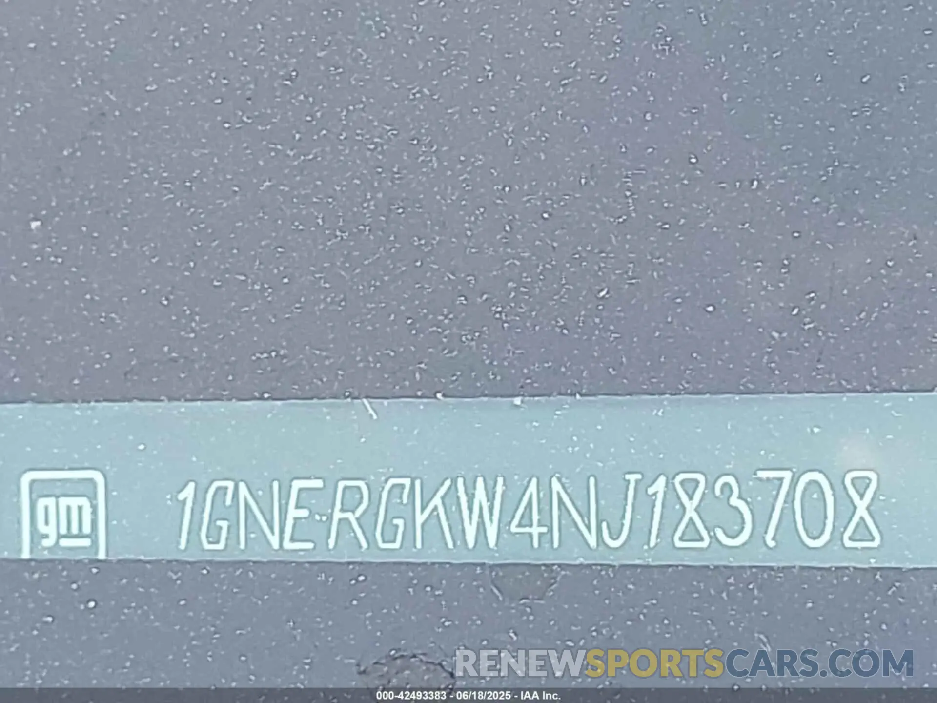 17 Photograph of a damaged car 1GNERGKW4NJ183708 CHEVROLET TRAVERSE 2022