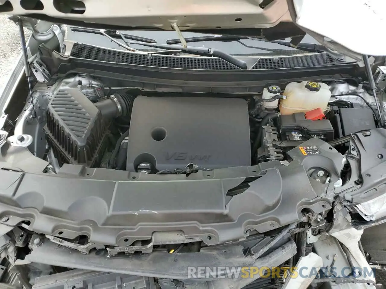 12 Photograph of a damaged car 1GNERGKW5NJ101744 CHEVROLET TRAVERSE 2022