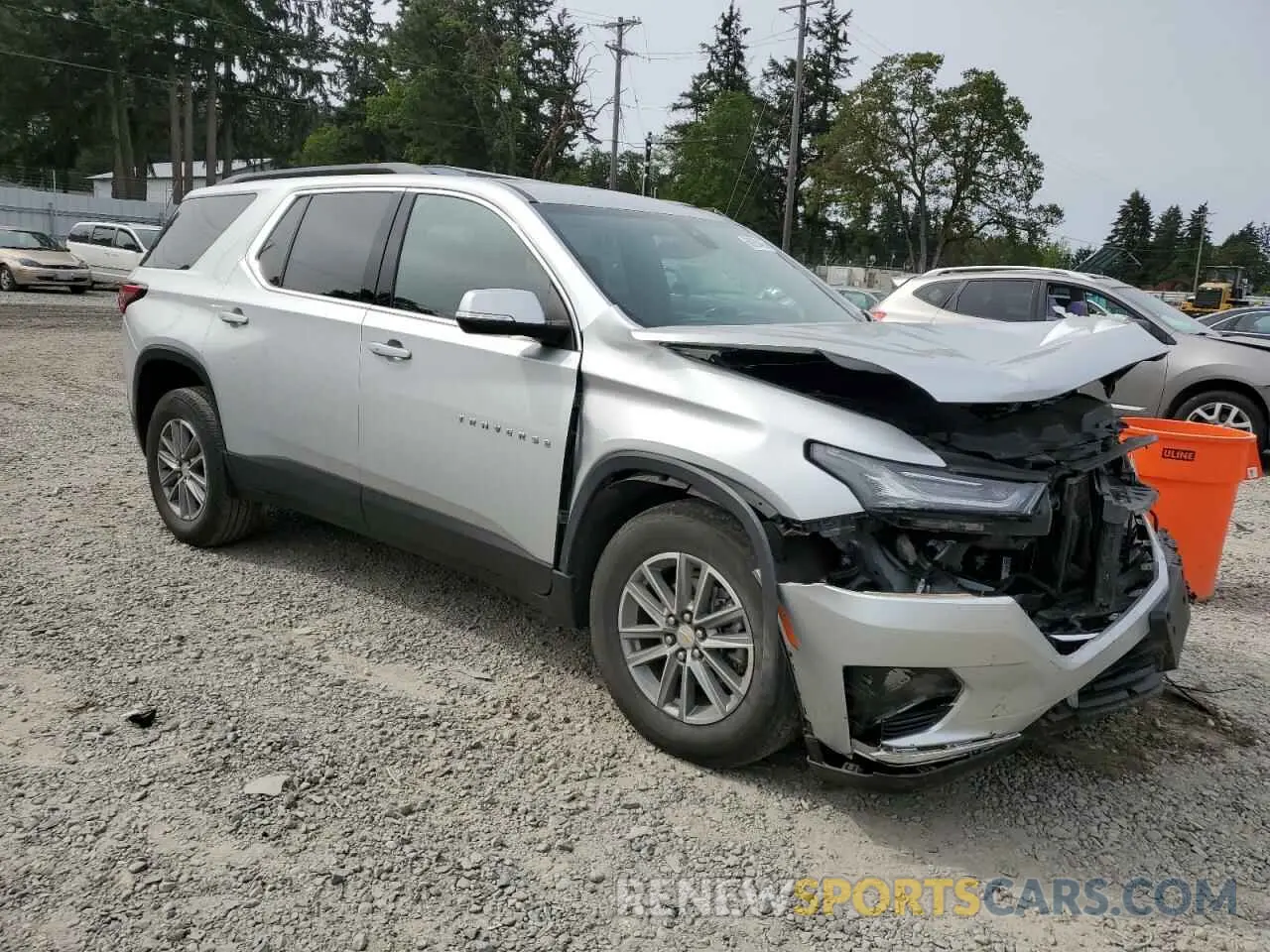4 Photograph of a damaged car 1GNERGKW5NJ101744 CHEVROLET TRAVERSE 2022