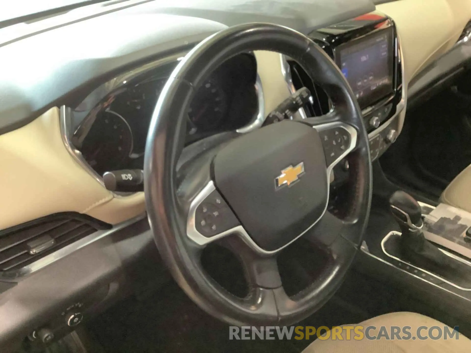 34 Photograph of a damaged car 1GNERGKW7NJ152503 CHEVROLET TRAVERSE 2022