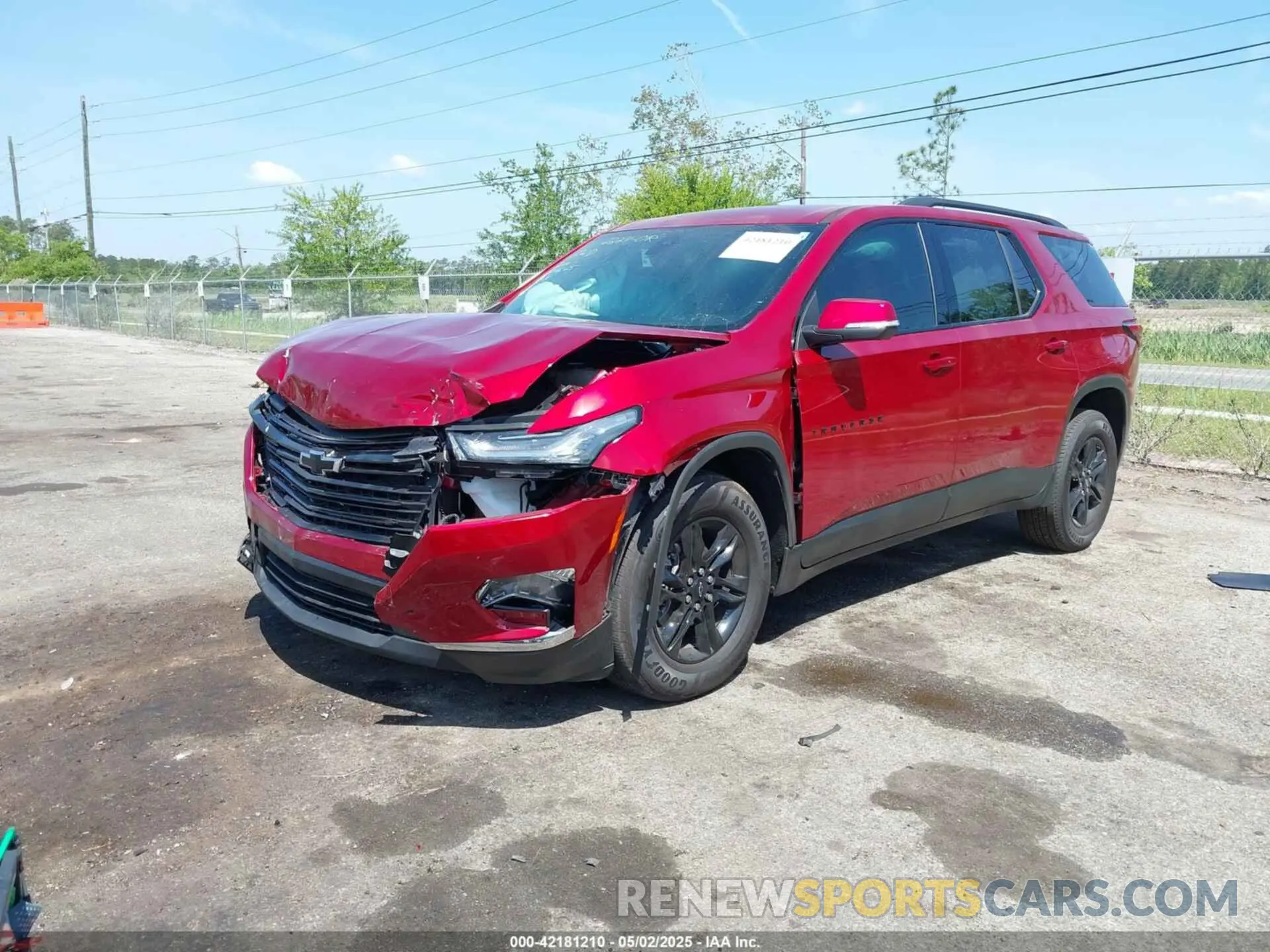 2 Photograph of a damaged car 1GNERGKW7NJ154137 CHEVROLET TRAVERSE 2022