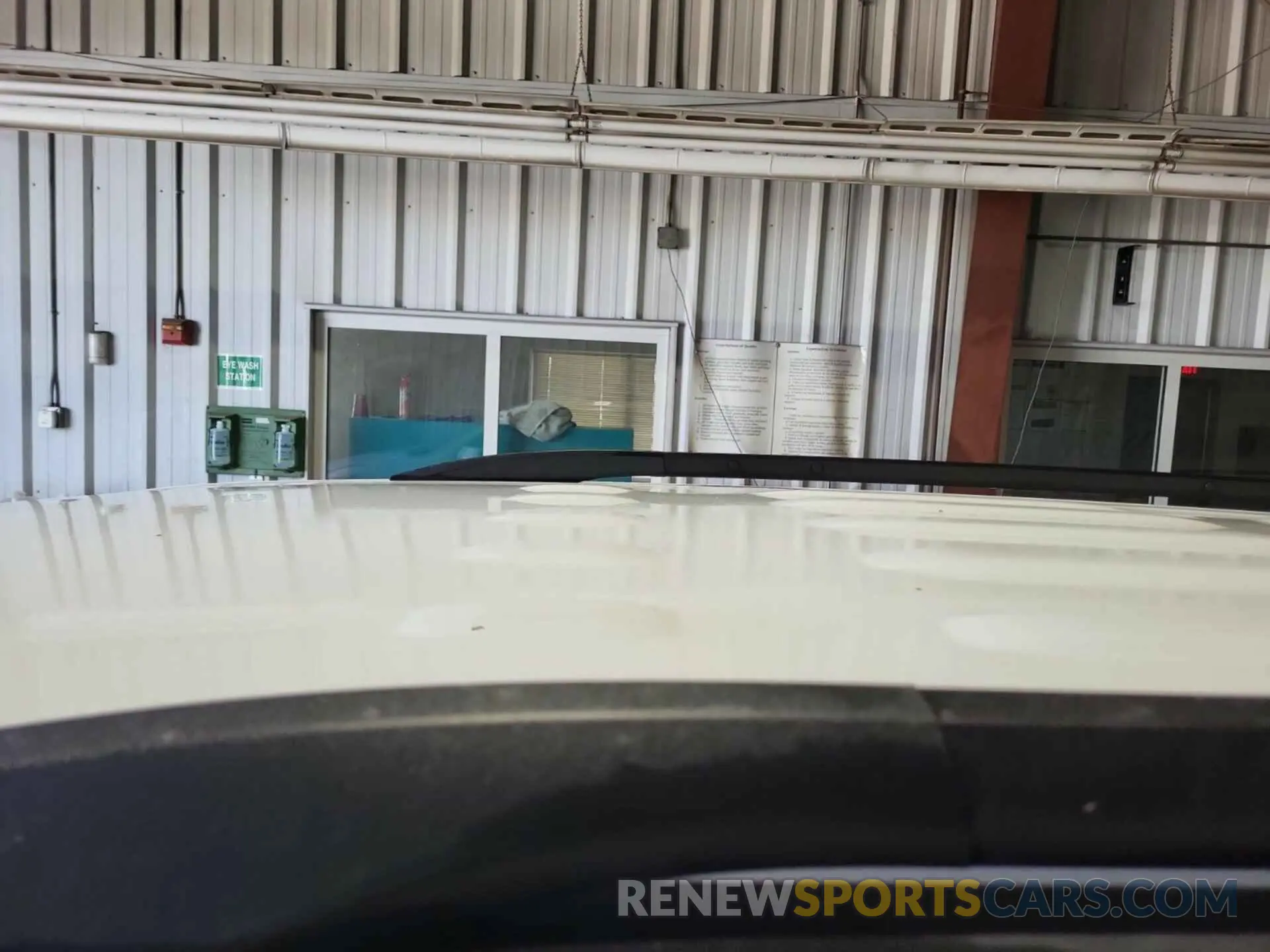 11 Photograph of a damaged car 1GNERGKW8NJ187096 CHEVROLET TRAVERSE 2022