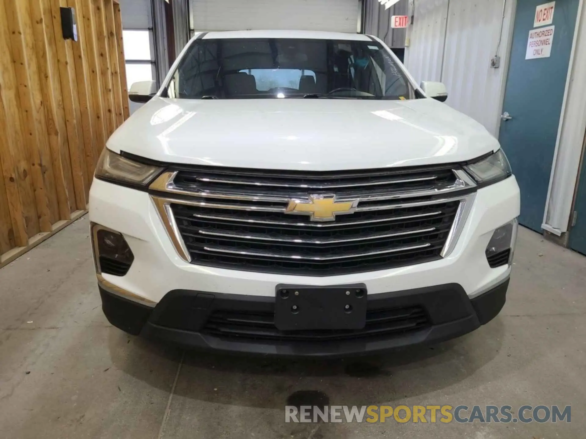 14 Photograph of a damaged car 1GNERGKW8NJ187096 CHEVROLET TRAVERSE 2022