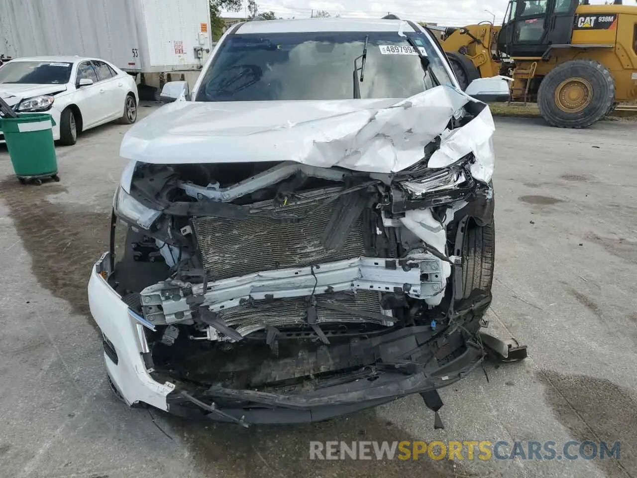 5 Photograph of a damaged car 1GNERGKW9NJ125738 CHEVROLET TRAVERSE 2022