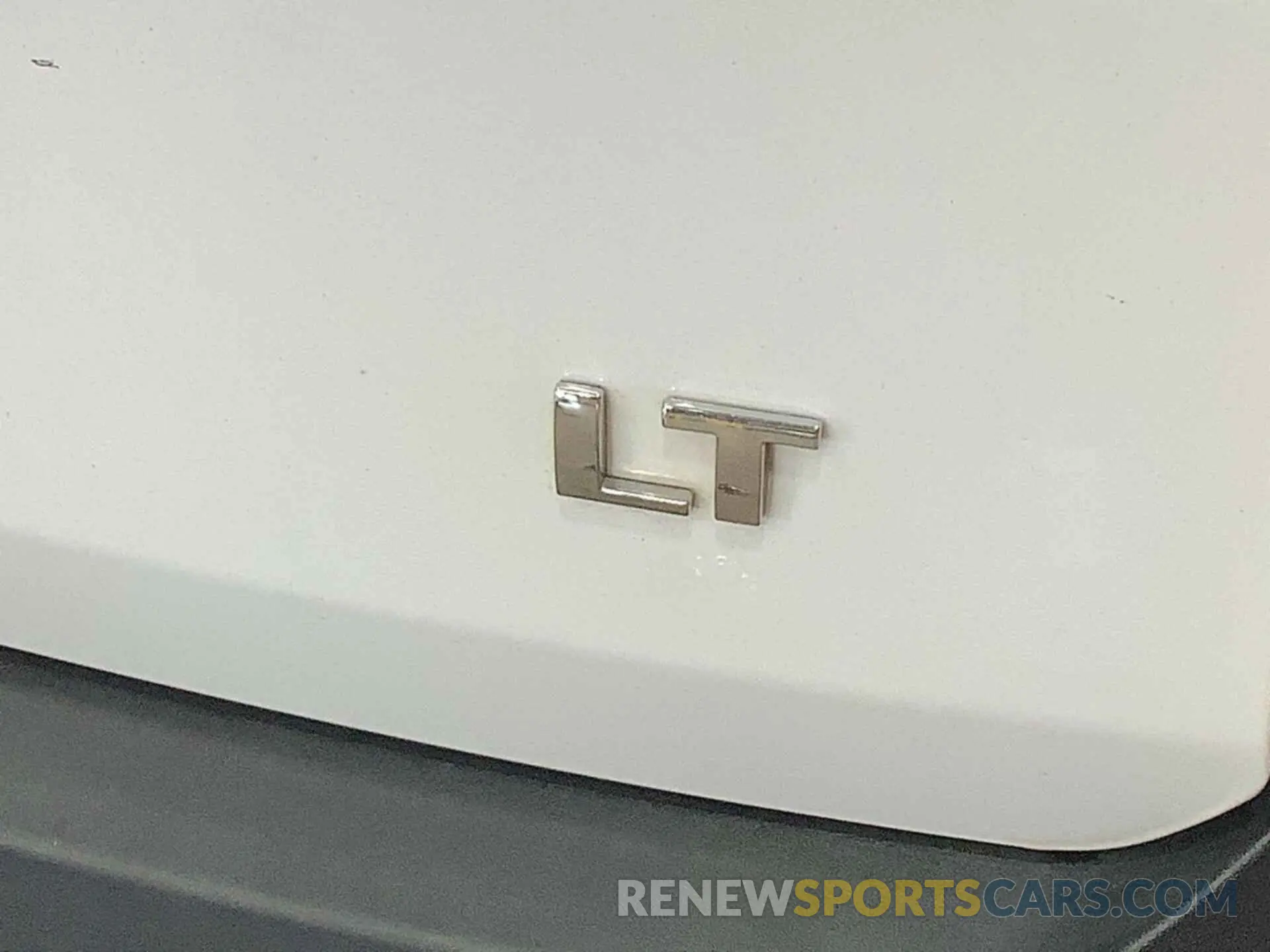 1 Photograph of a damaged car 1GNERGKWXNJ113470 CHEVROLET TRAVERSE 2022