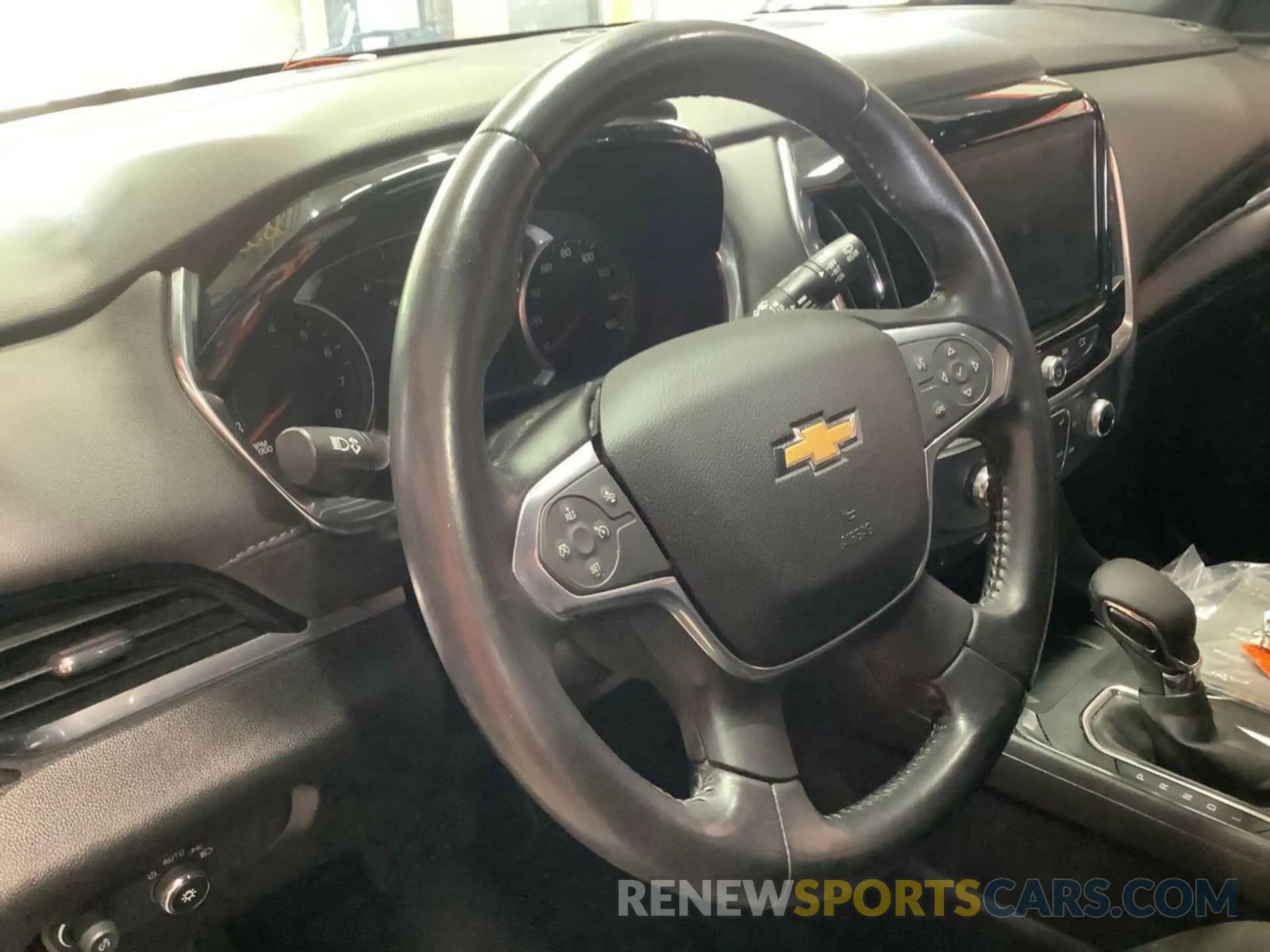 14 Photograph of a damaged car 1GNERGKWXNJ113470 CHEVROLET TRAVERSE 2022