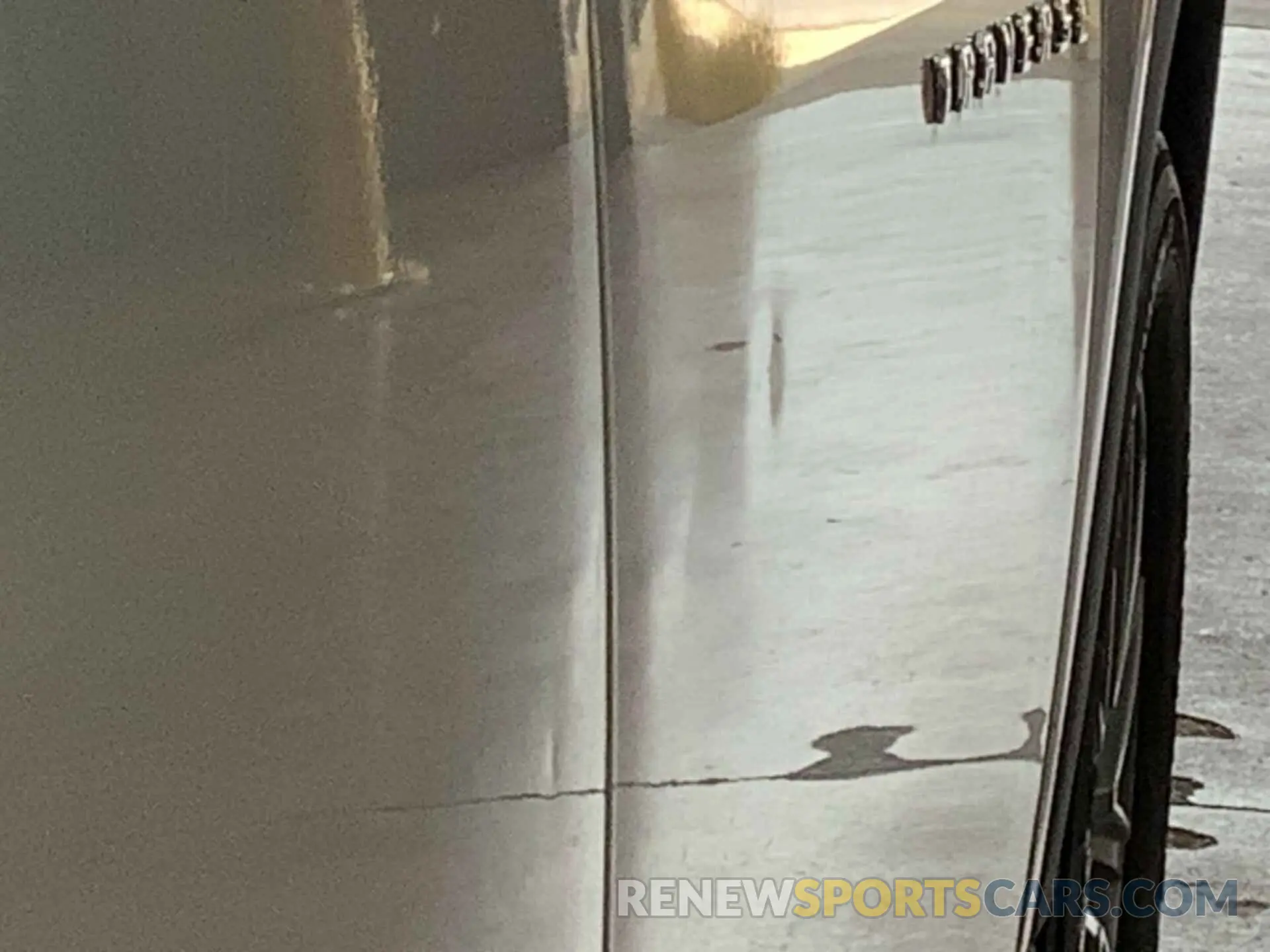 21 Photograph of a damaged car 1GNERGKWXNJ113470 CHEVROLET TRAVERSE 2022