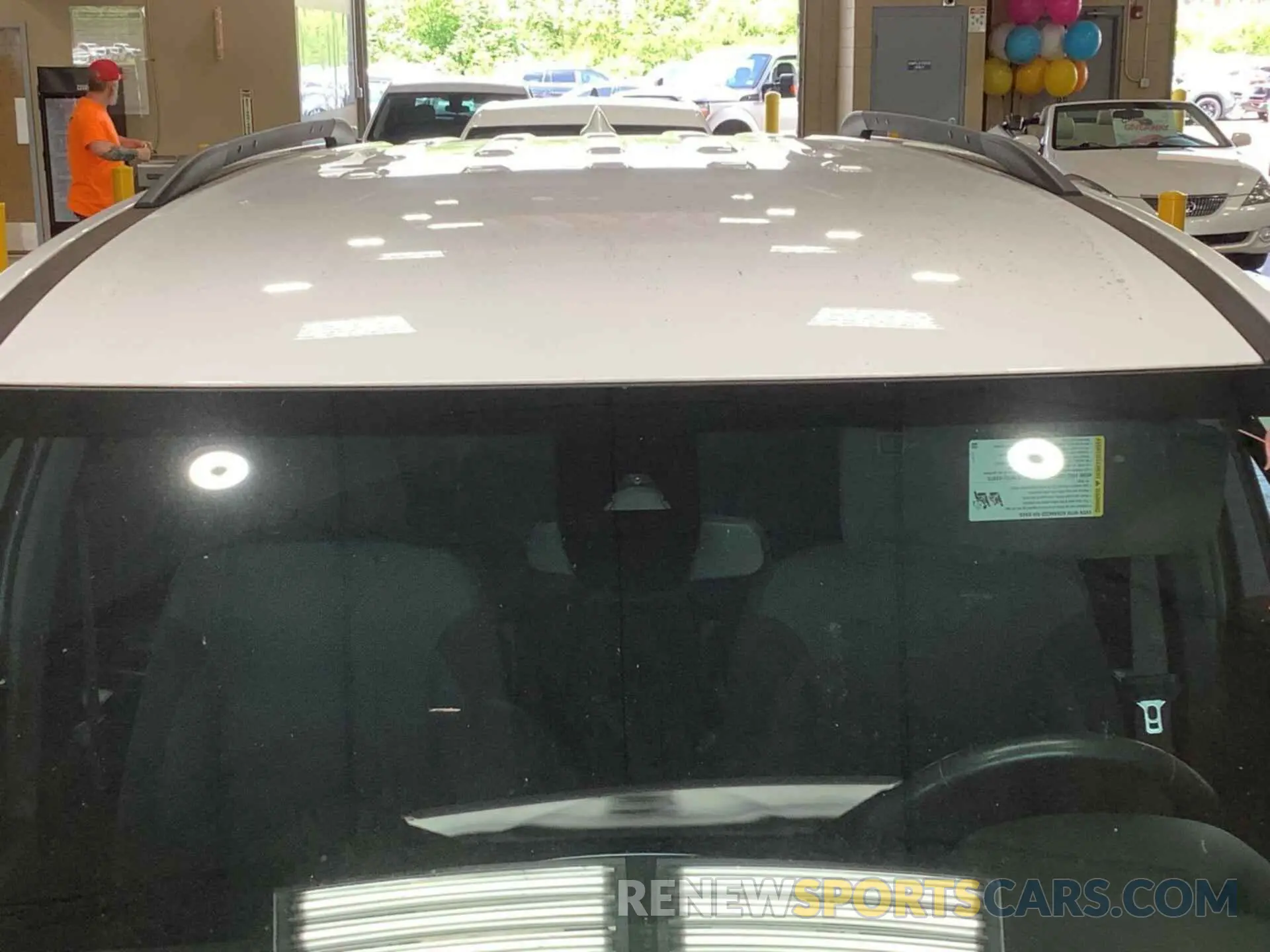 7 Photograph of a damaged car 1GNERGKWXNJ113470 CHEVROLET TRAVERSE 2022