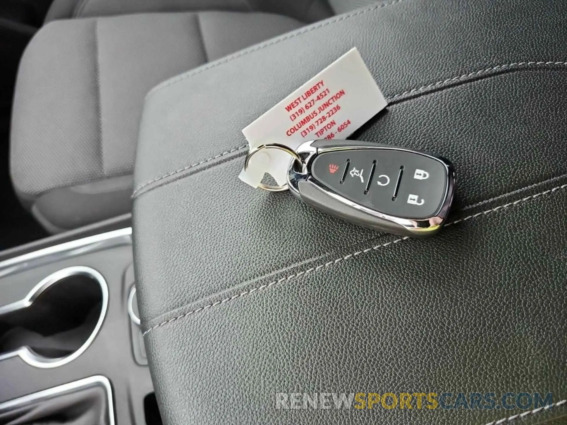 1 Photograph of a damaged car 1GNERGKWXNJ156903 CHEVROLET TRAVERSE 2022