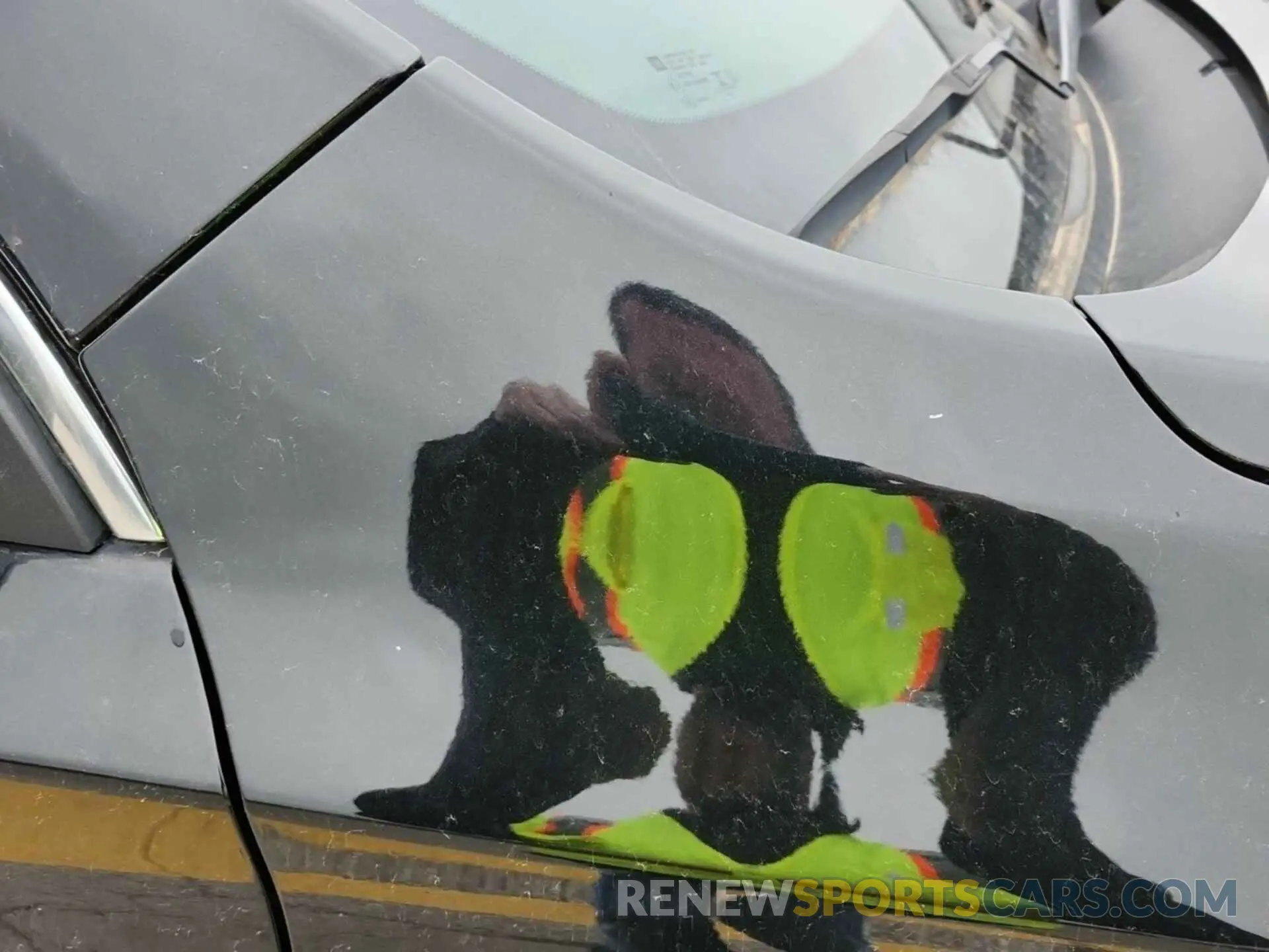 2 Photograph of a damaged car 1GNERGKWXNJ156903 CHEVROLET TRAVERSE 2022