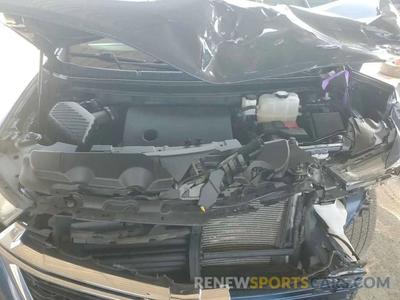 12 Photograph of a damaged car 1GNERGKWXNJ160305 CHEVROLET TRAVERSE 2022