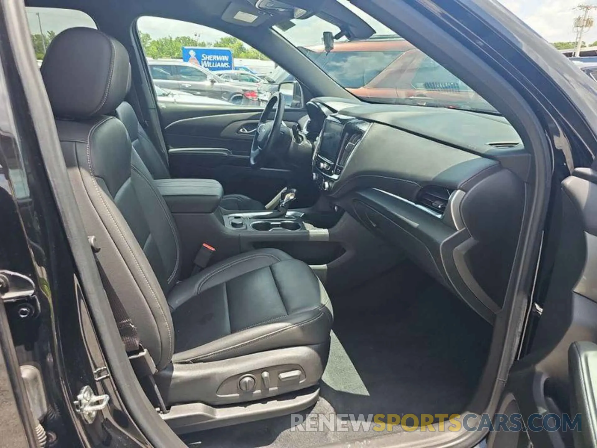 14 Photograph of a damaged car 1GNERHKW1NJ153829 CHEVROLET TRAVERSE 2022