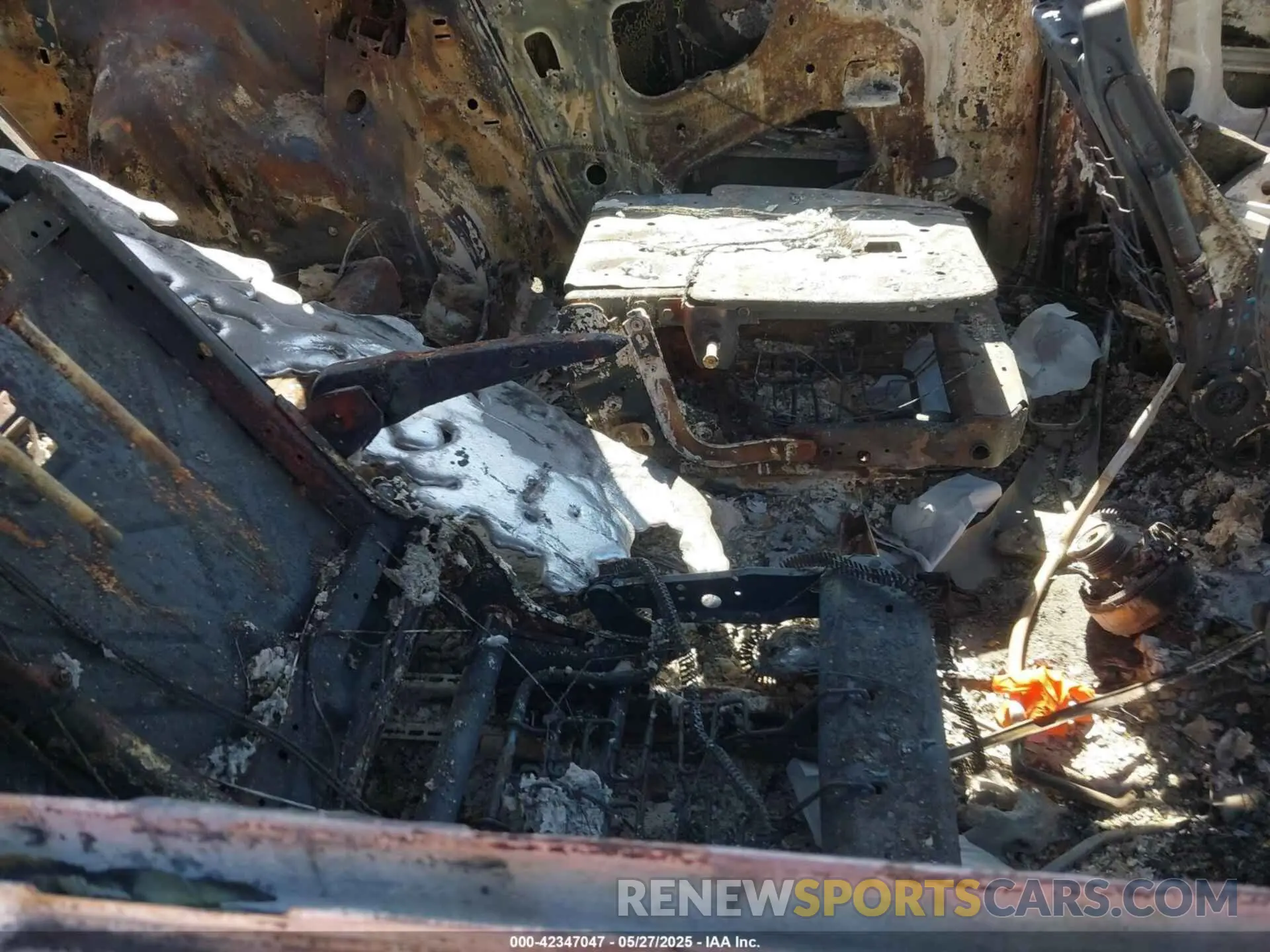 8 Photograph of a damaged car 1GNERHKW7NJ104182 CHEVROLET TRAVERSE 2022