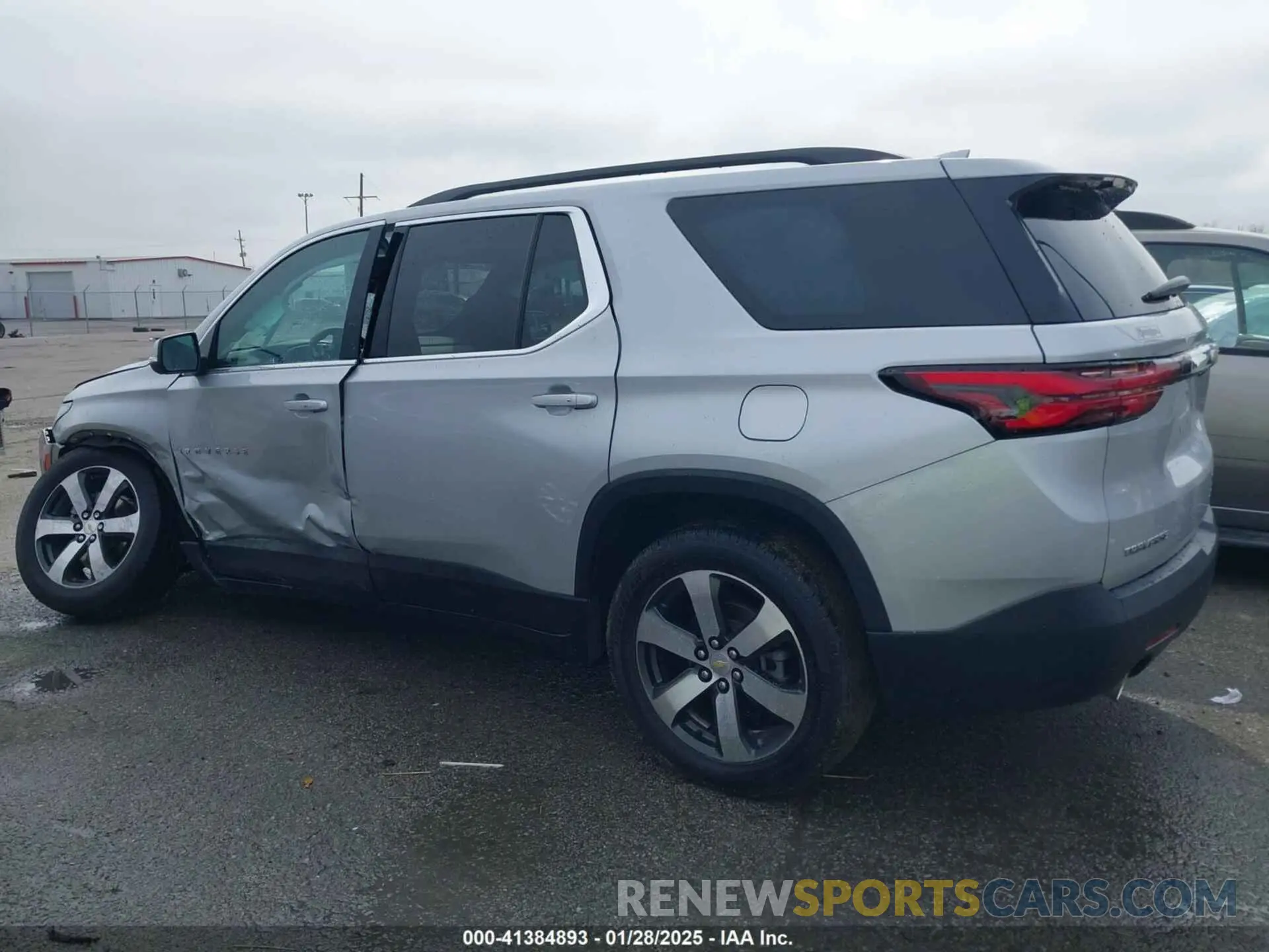 13 Photograph of a damaged car 1GNERHKW7NJ128403 CHEVROLET TRAVERSE 2022