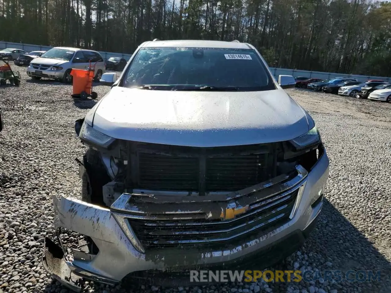 5 Photograph of a damaged car 1GNERHKW8NJ105874 CHEVROLET TRAVERSE 2022