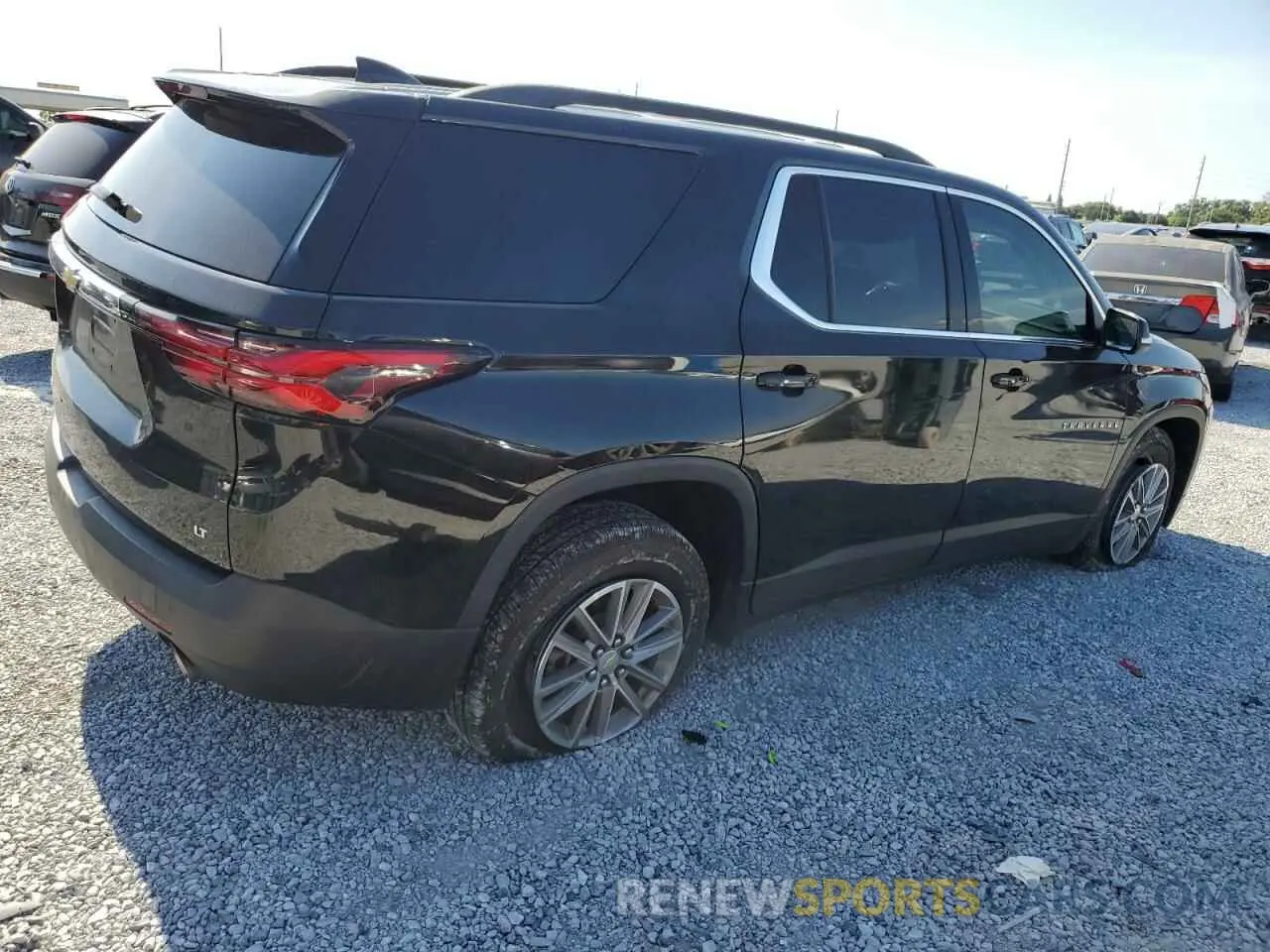 3 Photograph of a damaged car 1GNERHKW9NJ160544 CHEVROLET TRAVERSE 2022