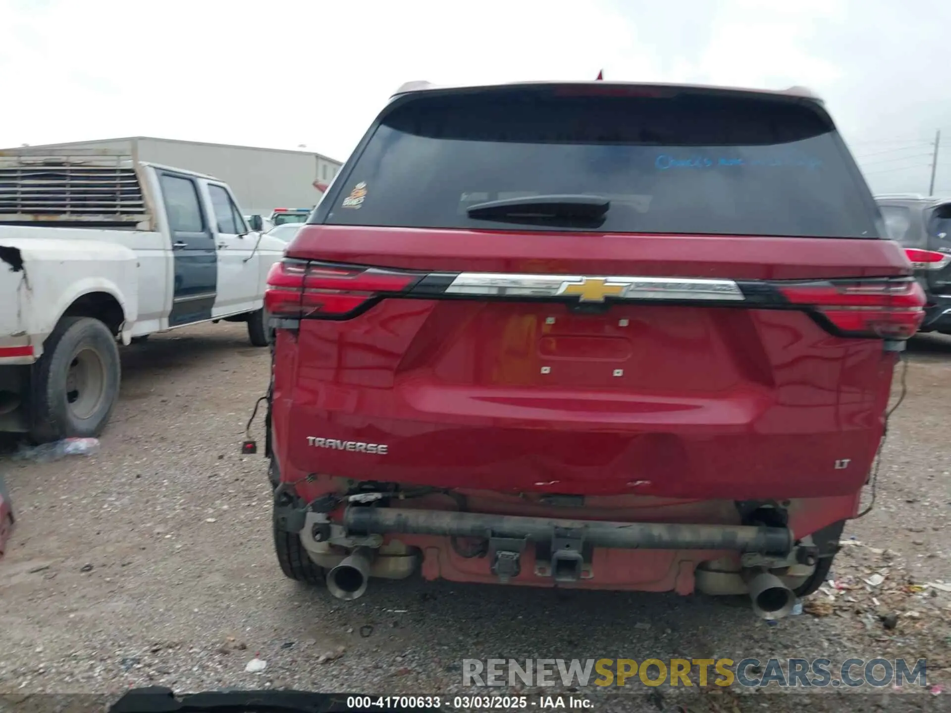 17 Photograph of a damaged car 1GNERHKWXNJ131456 CHEVROLET TRAVERSE 2022
