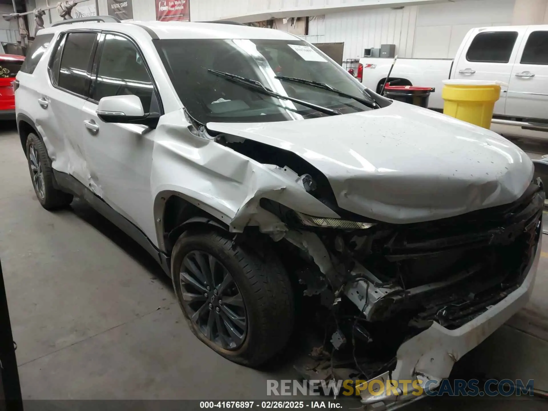 1 Photograph of a damaged car 1GNERJKW3NJ130494 CHEVROLET TRAVERSE 2022