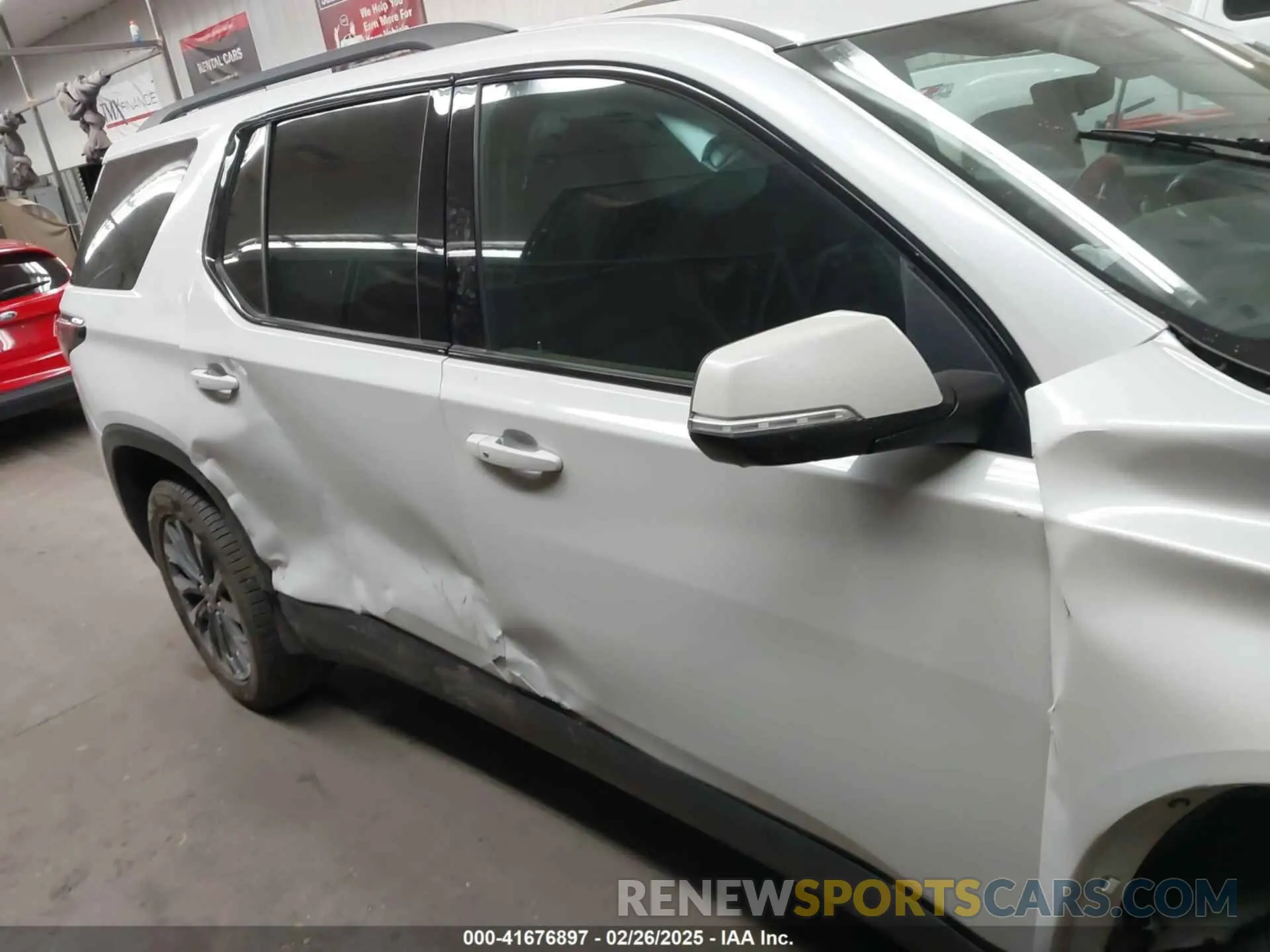 13 Photograph of a damaged car 1GNERJKW3NJ130494 CHEVROLET TRAVERSE 2022
