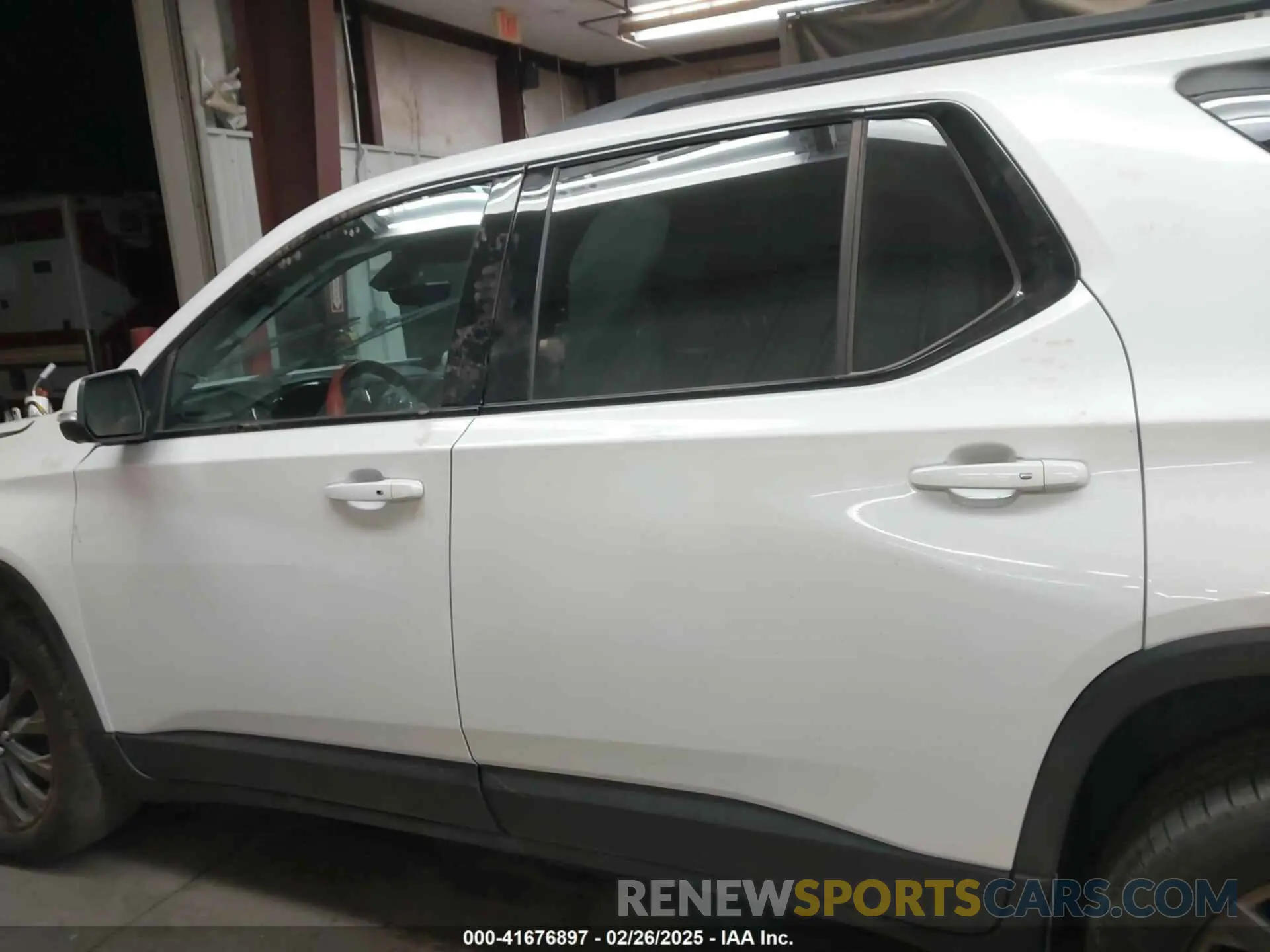 14 Photograph of a damaged car 1GNERJKW3NJ130494 CHEVROLET TRAVERSE 2022