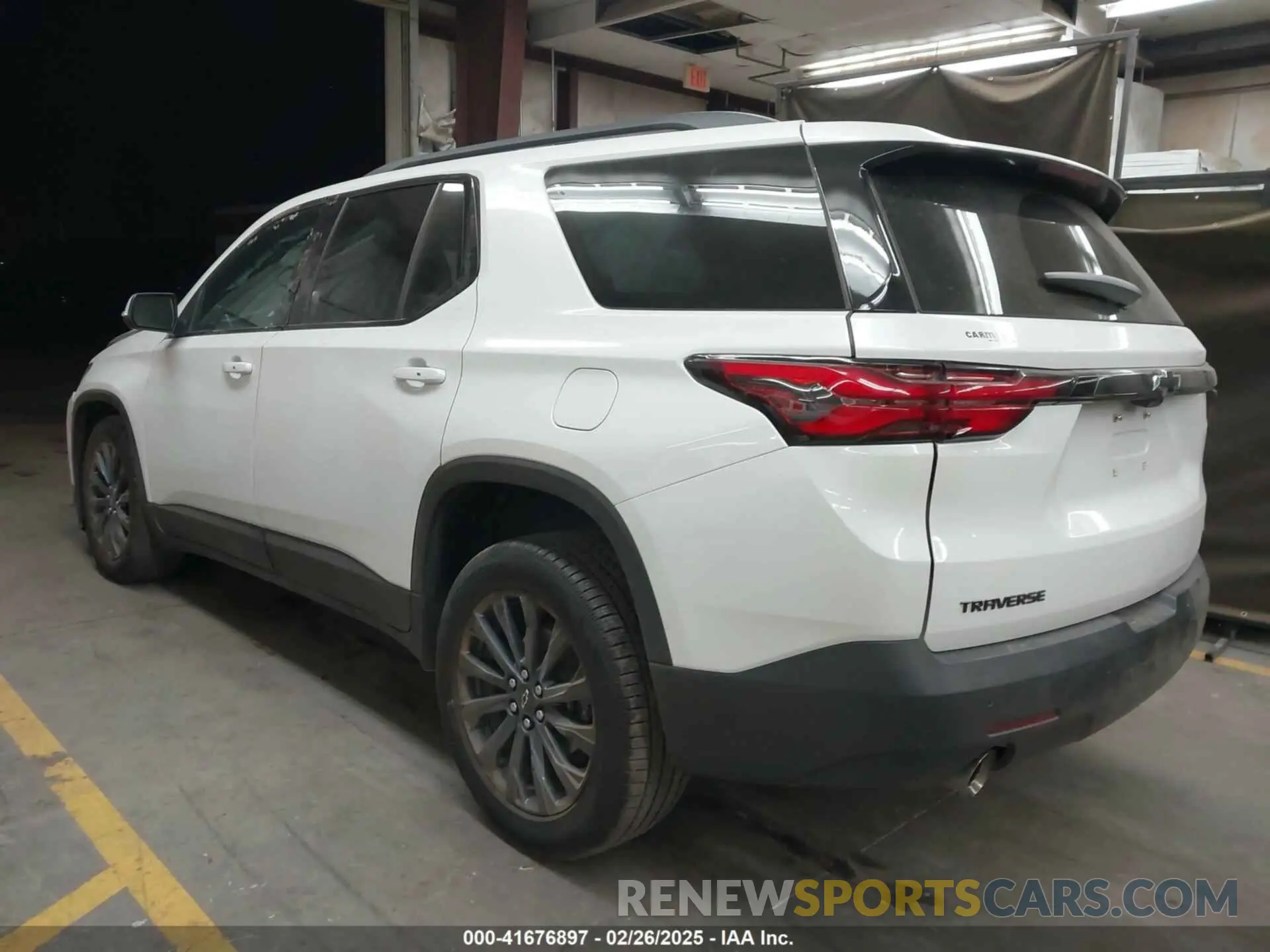3 Photograph of a damaged car 1GNERJKW3NJ130494 CHEVROLET TRAVERSE 2022